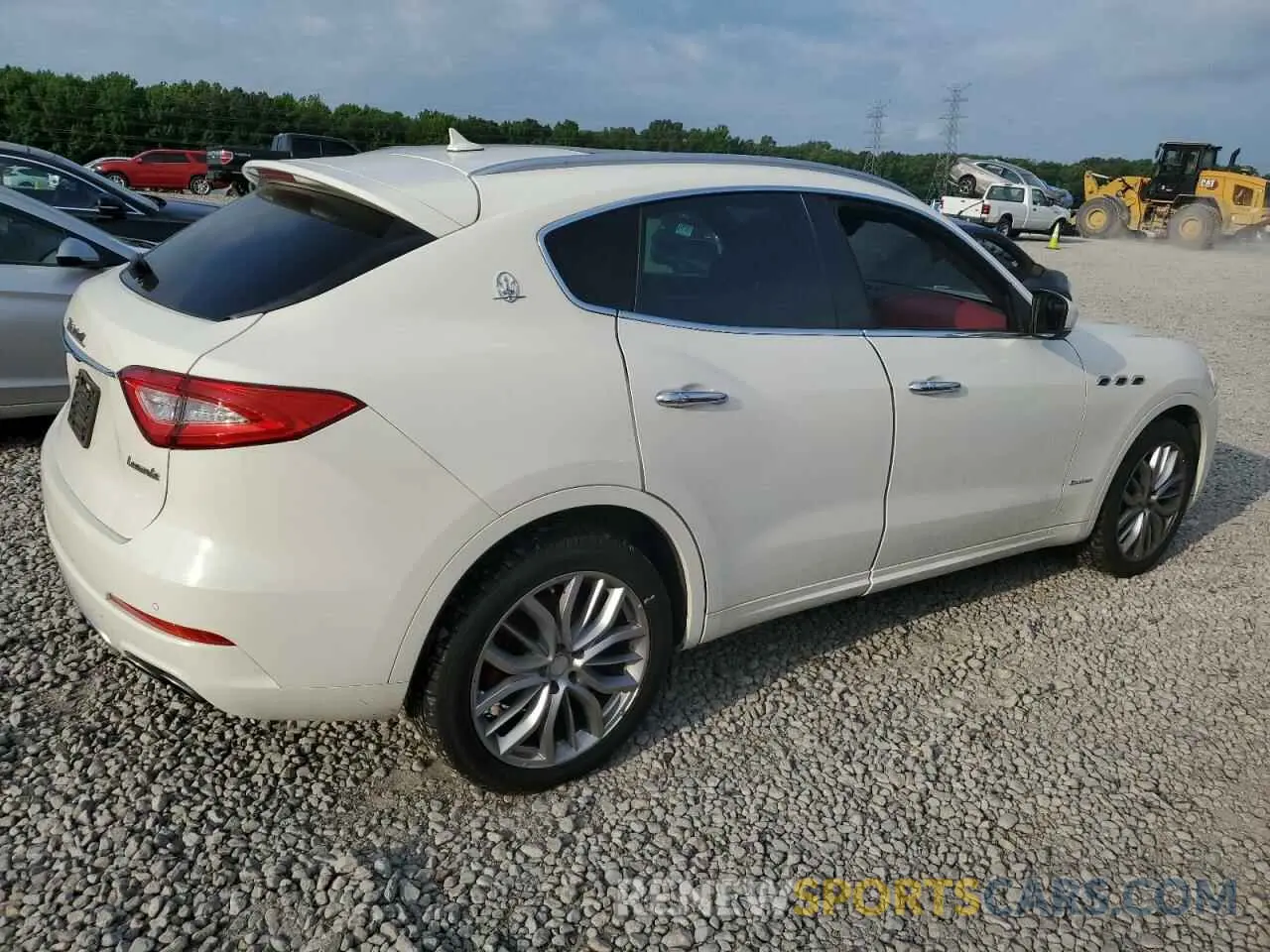 3 Photograph of a damaged car ZN661XUL3KX332835 MASERATI ALL MODELS 2019