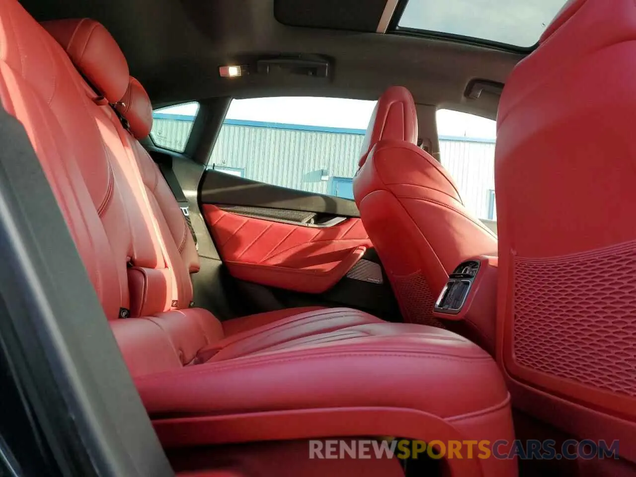 11 Фотография поврежденного автомобиля ZN661XUS0KX337384 MASERATI ALL MODELS 2019
