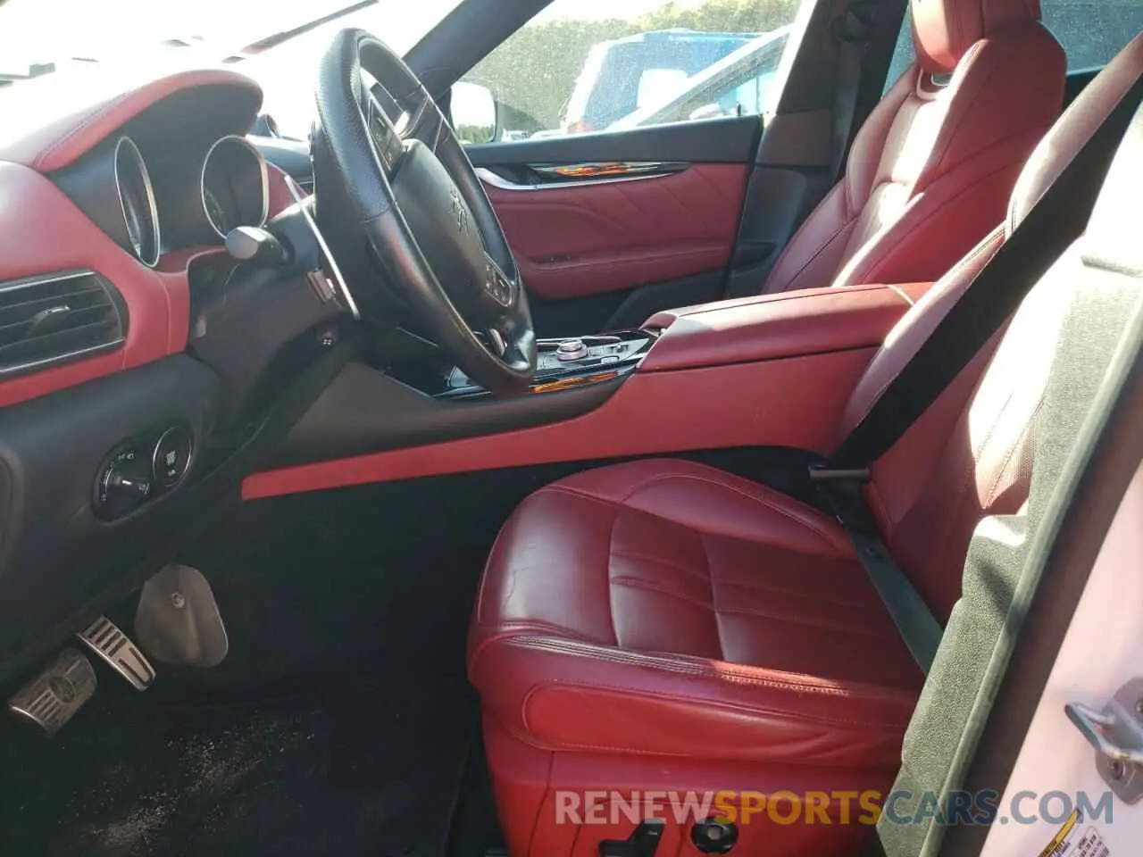 7 Фотография поврежденного автомобиля ZN661XUS9KX328117 MASERATI ALL MODELS 2019