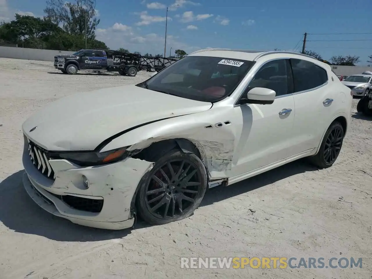 1 Photograph of a damaged car ZN661YUL7KX310553 MASERATI ALL MODELS 2019