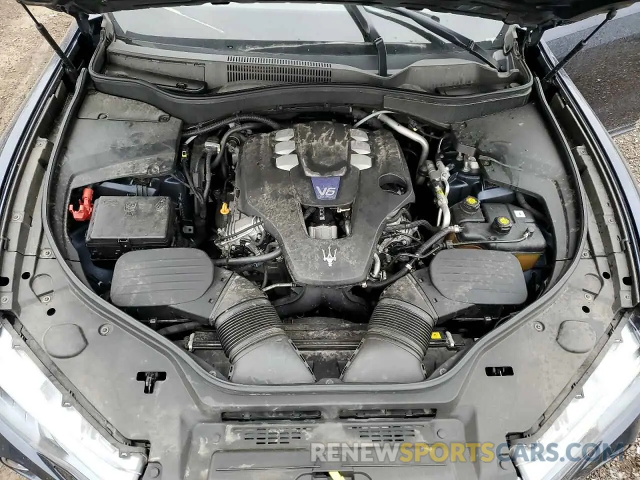 11 Photograph of a damaged car ZN661YUS6KX316982 MASERATI ALL MODELS 2019