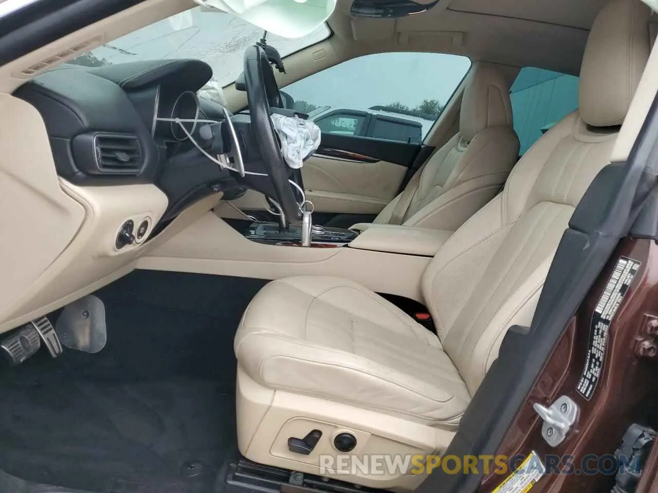 7 Photograph of a damaged car ZN661YUS8KX335680 MASERATI ALL MODELS 2019
