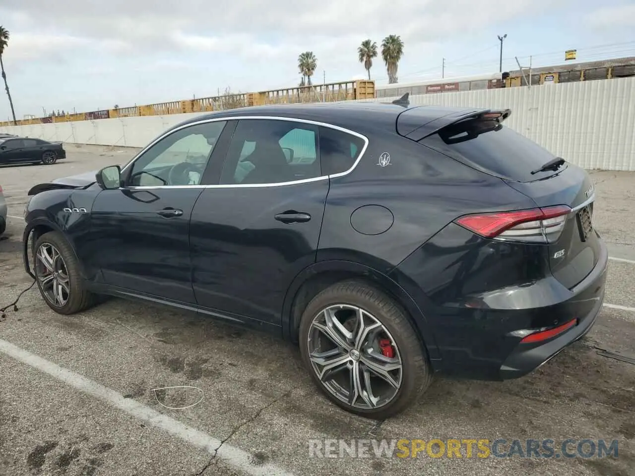 2 Photograph of a damaged car ZN661ZUA1KX321875 MASERATI ALL MODELS 2019