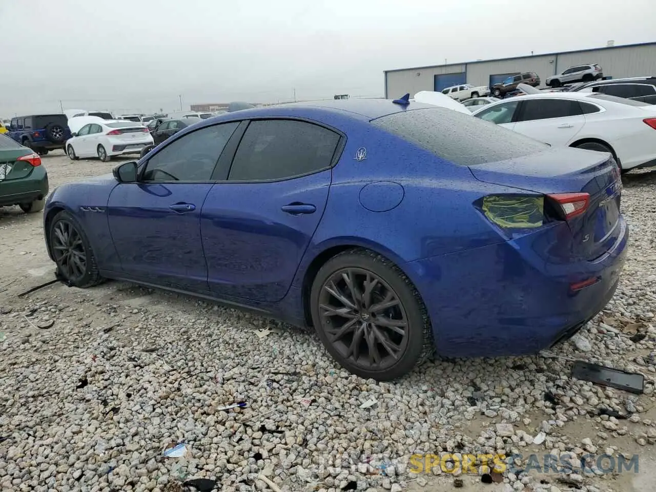 2 Photograph of a damaged car ZAM57YSA3L1356605 MASERATI ALL MODELS 2020