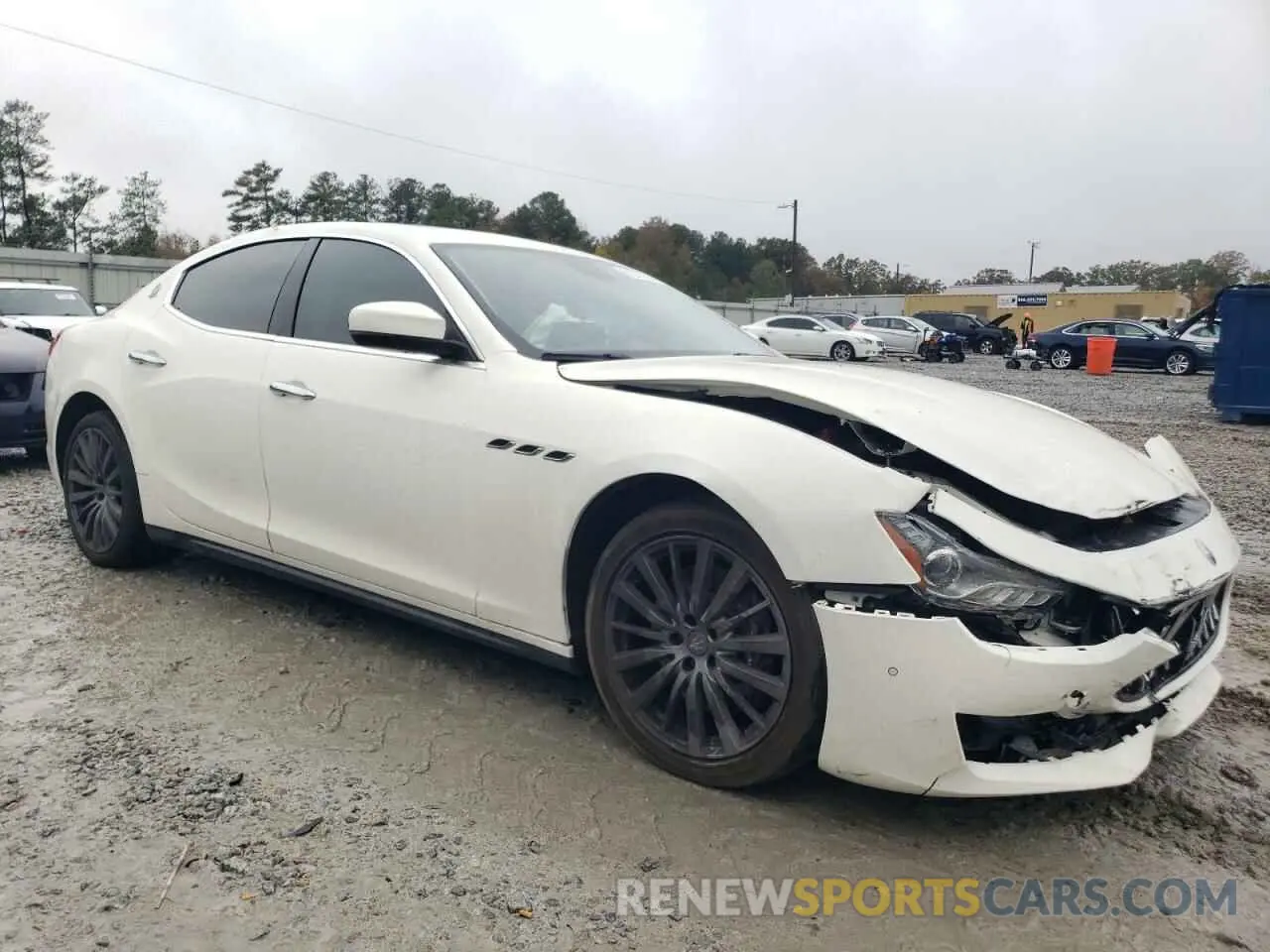 4 Photograph of a damaged car ZAM57YTA5L1344292 MASERATI ALL MODELS 2020