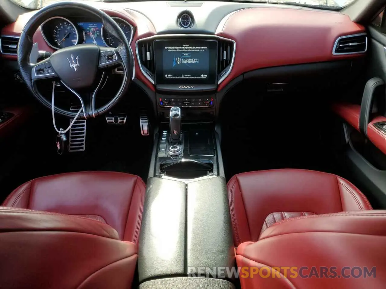 8 Фотография поврежденного автомобиля ZAM57YTA9L1354338 MASERATI ALL MODELS 2020