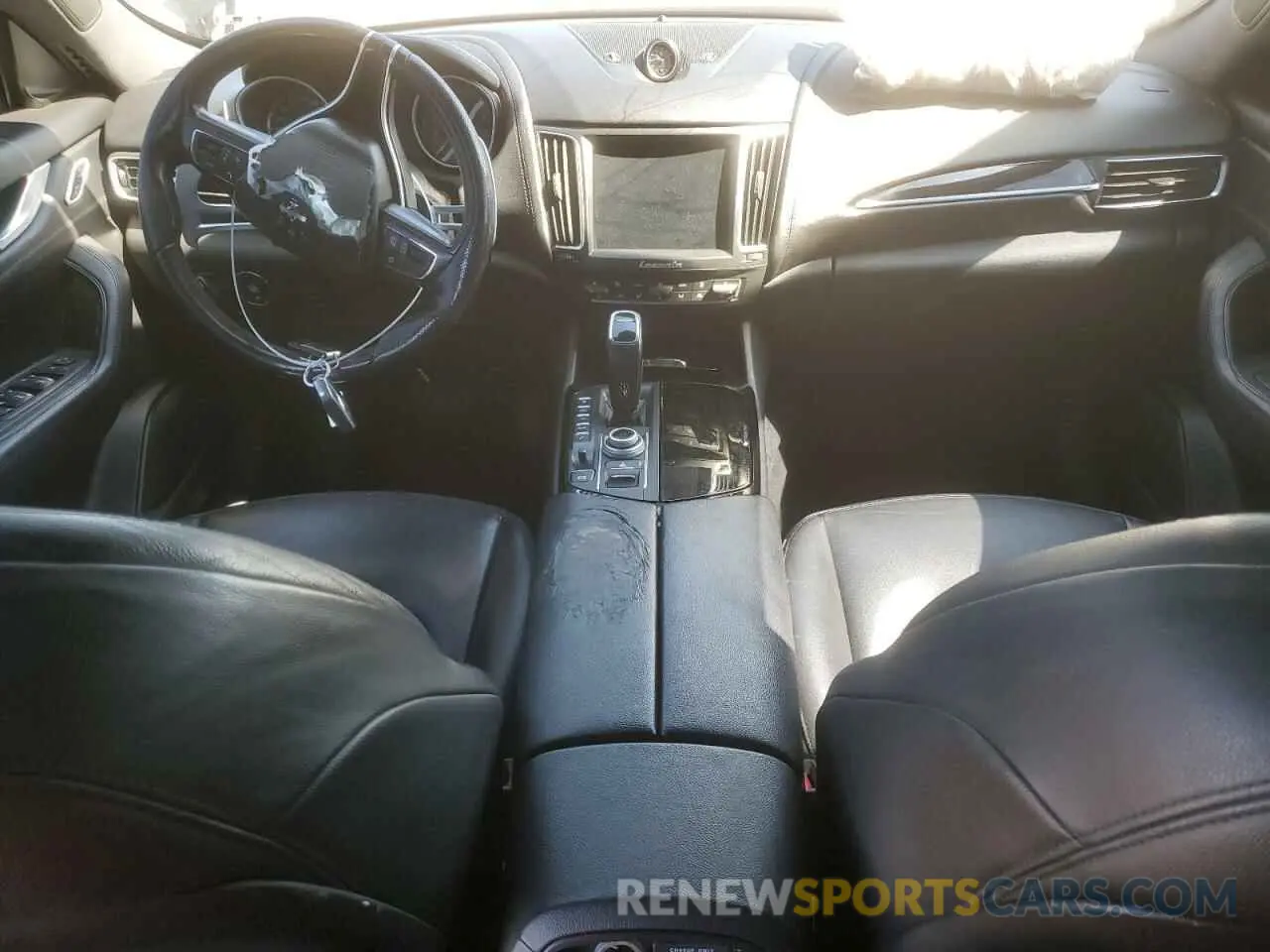 8 Фотография поврежденного автомобиля ZN661YUA4LX344675 MASERATI ALL MODELS 2020
