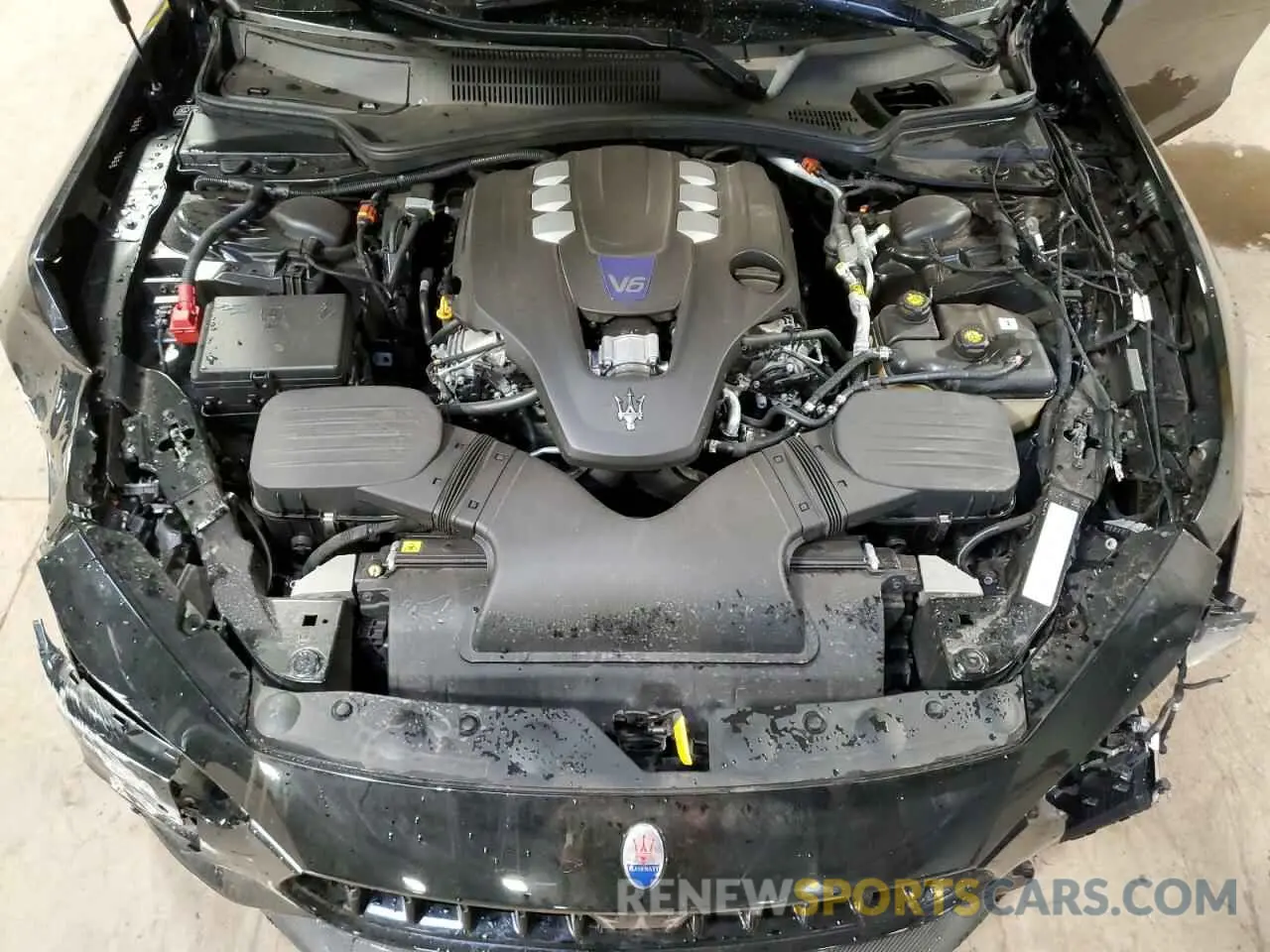 11 Фотография поврежденного автомобиля ZAM57YTS0M1365710 MASERATI ALL MODELS 2021
