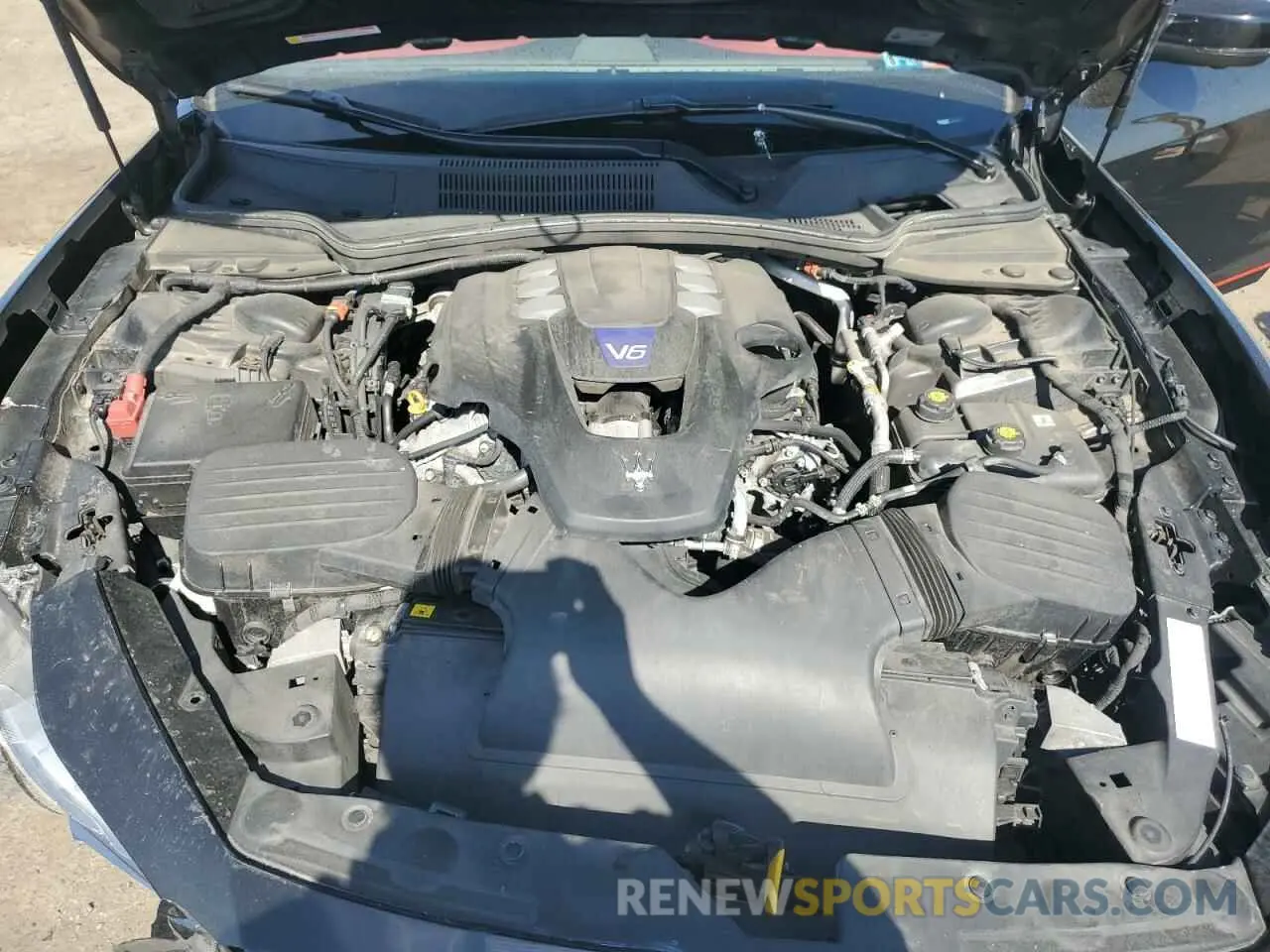 11 Фотография поврежденного автомобиля ZAM57YTS8M1367074 MASERATI ALL MODELS 2021