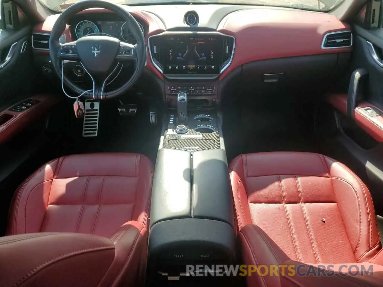 8 Фотография поврежденного автомобиля ZAM57YTS8M1367074 MASERATI ALL MODELS 2021
