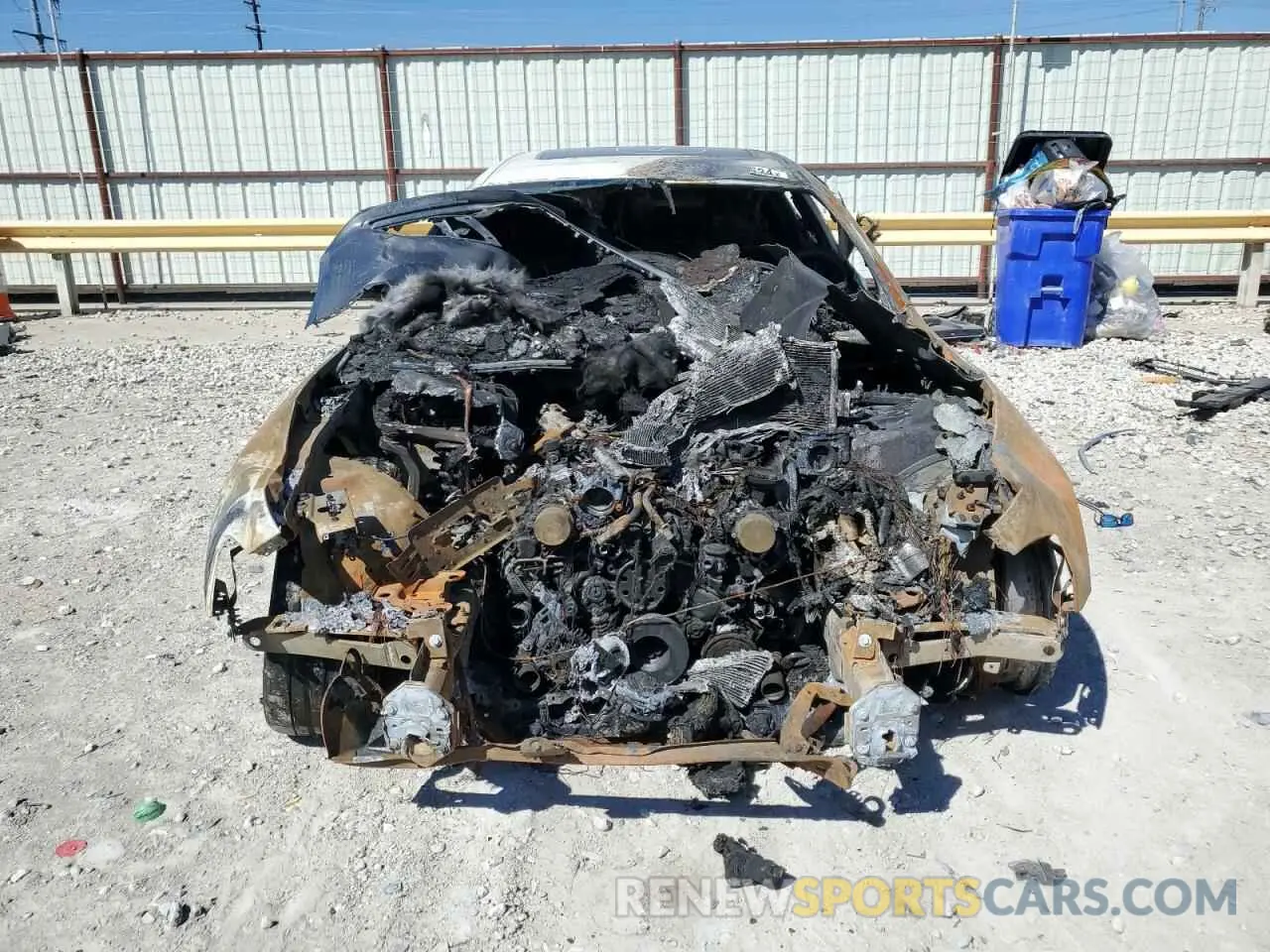 5 Photograph of a damaged car ZAM57ZSA7M1366562 MASERATI ALL MODELS 2021