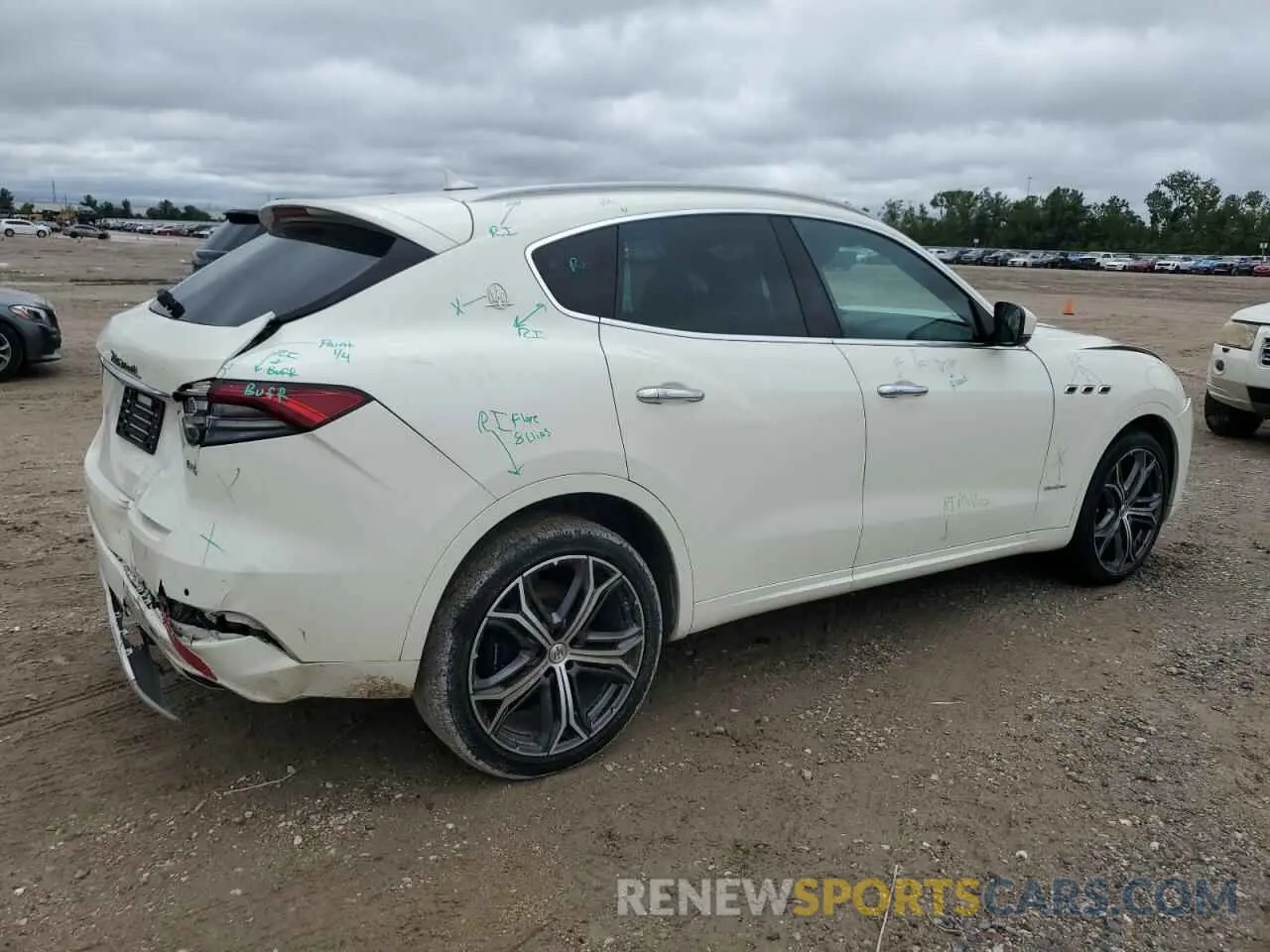 3 Фотография поврежденного автомобиля ZN661XUL8MX363047 MASERATI ALL MODELS 2021