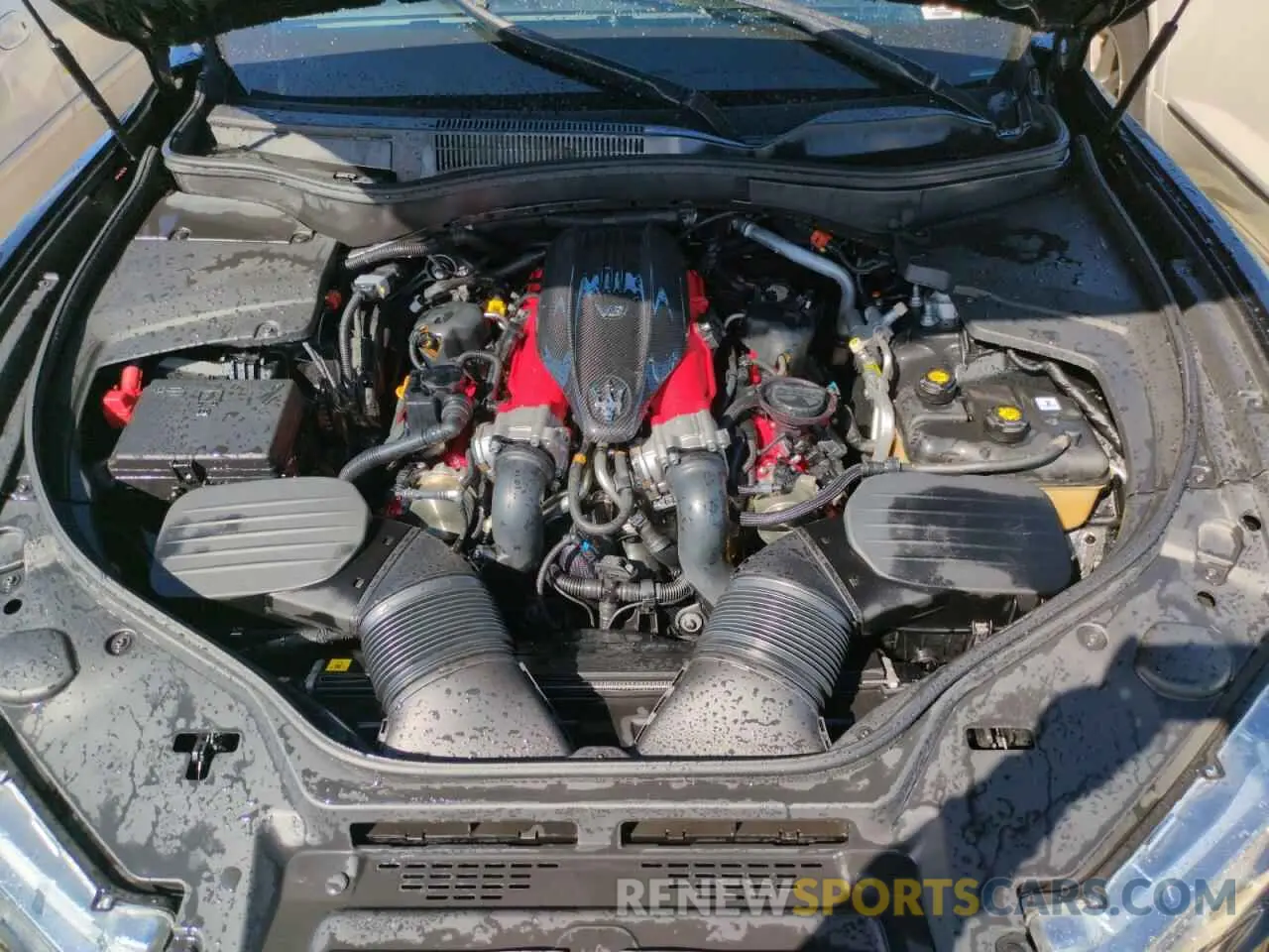 12 Фотография поврежденного автомобиля ZN661ZUA2MX369825 MASERATI ALL MODELS 2021