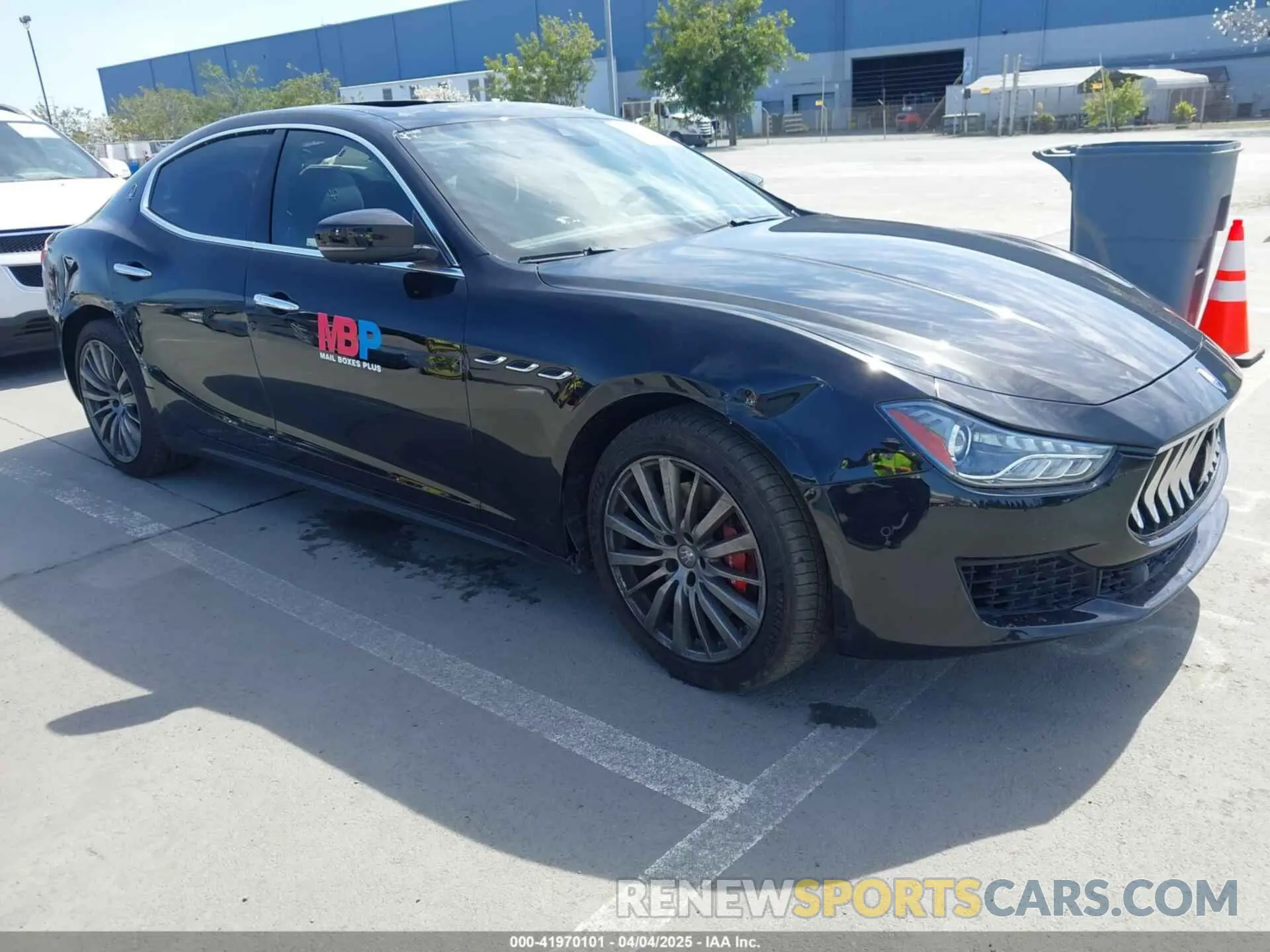 1 Фотография поврежденного автомобиля ZAM57XSA5K1328183 MASERATI GHIBLI 2019