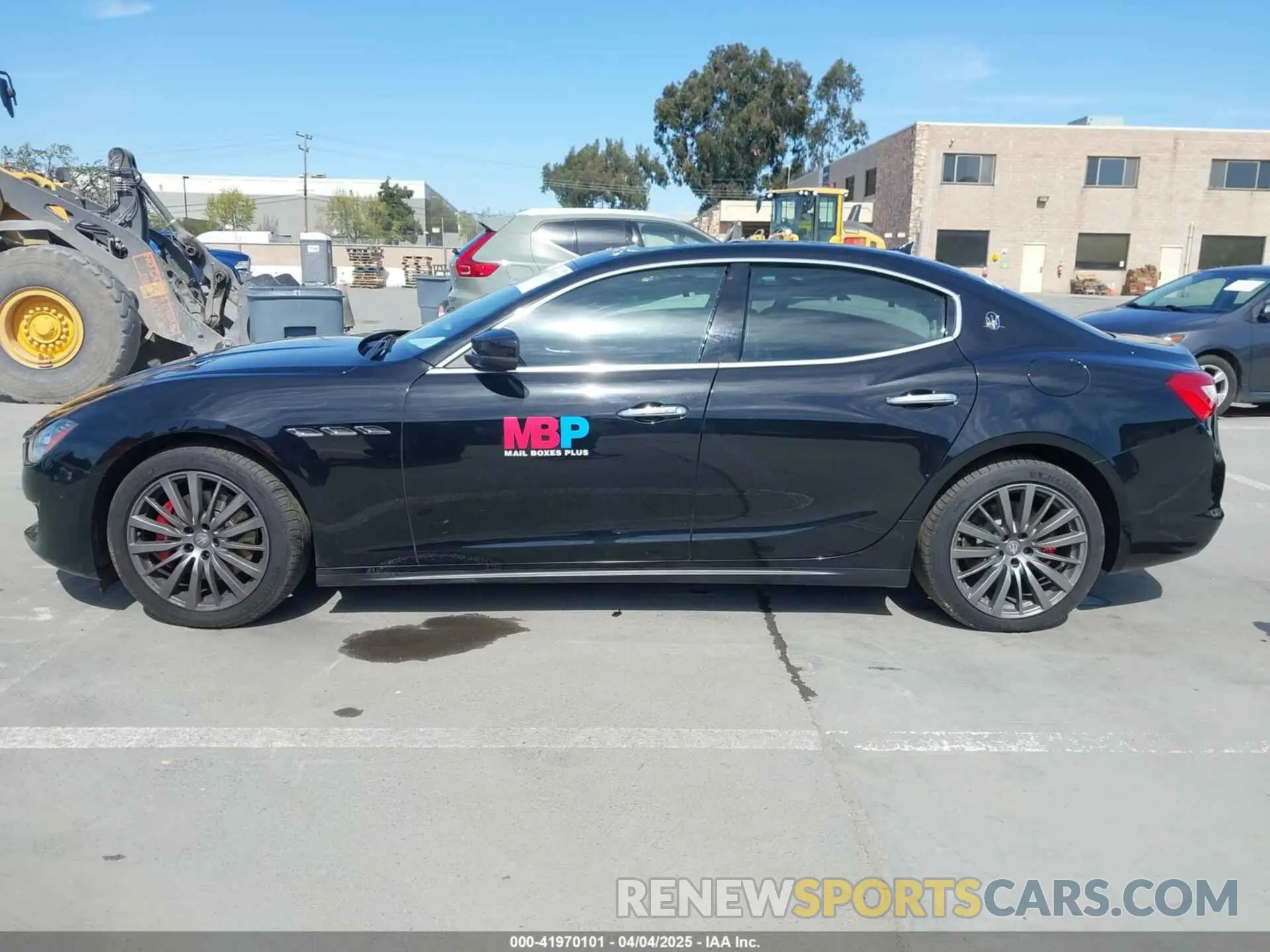 14 Фотография поврежденного автомобиля ZAM57XSA5K1328183 MASERATI GHIBLI 2019