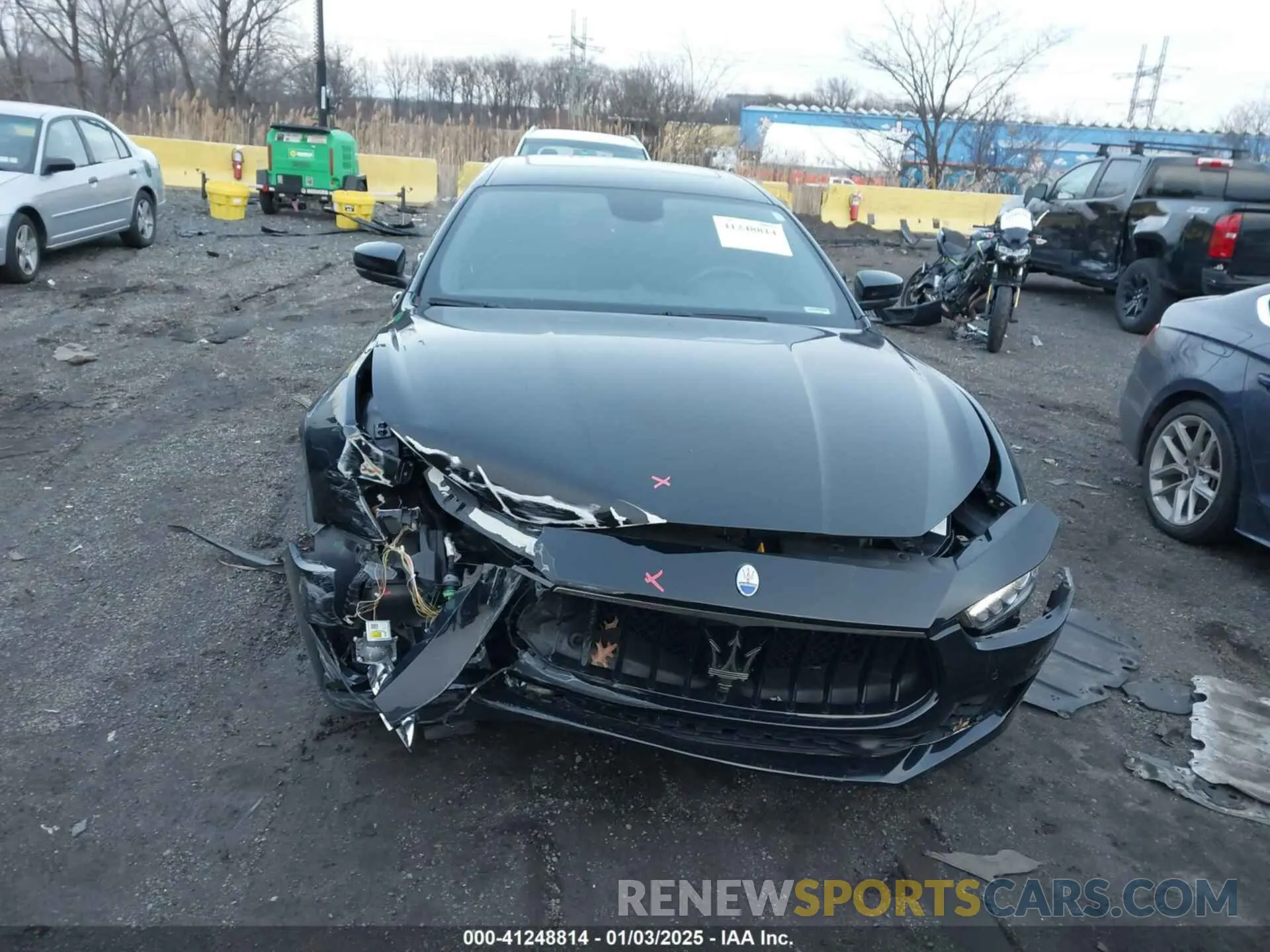 12 Photograph of a damaged car ZAM57XSA9K1322970 MASERATI GHIBLI 2019