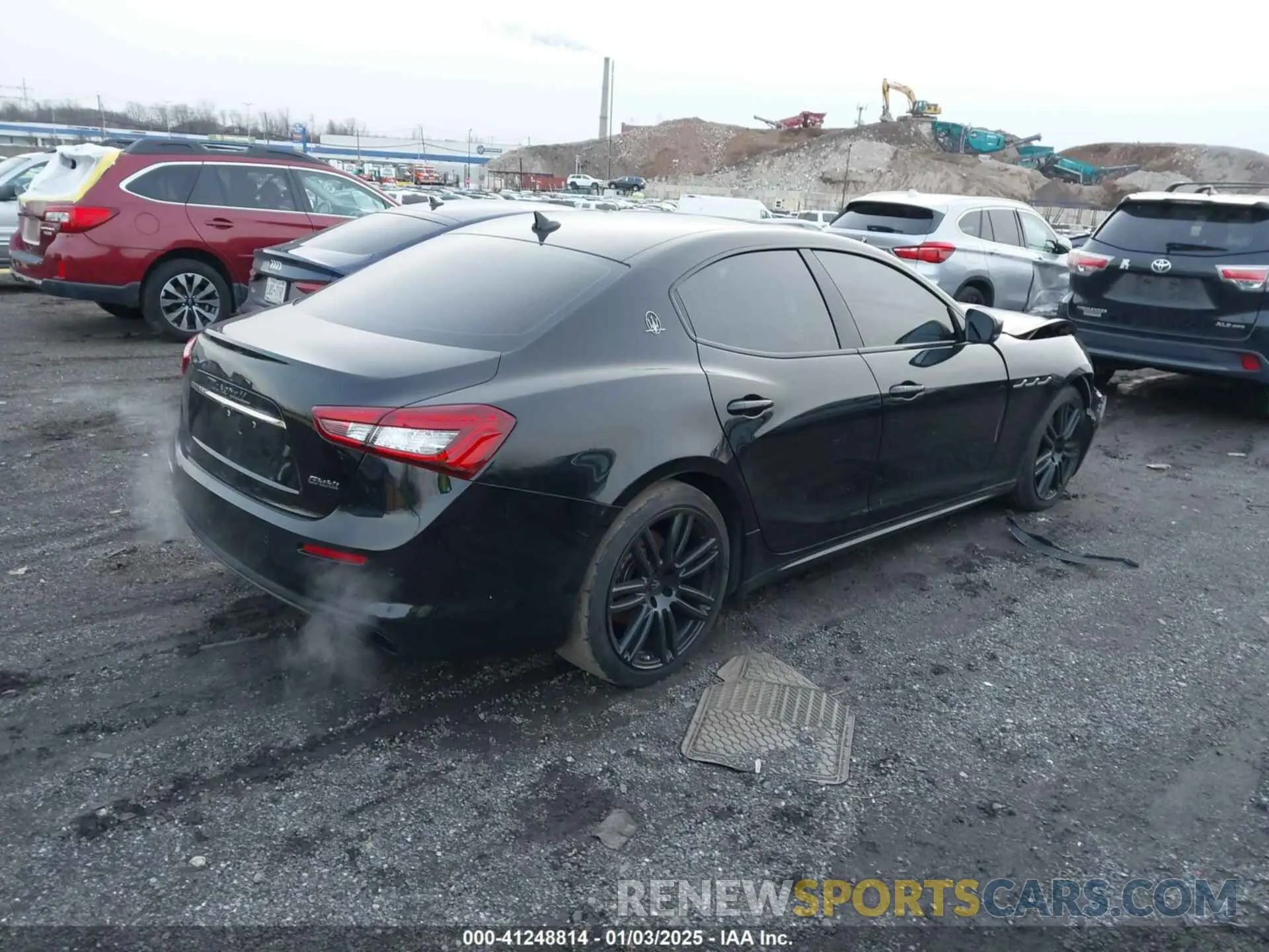 4 Photograph of a damaged car ZAM57XSA9K1322970 MASERATI GHIBLI 2019