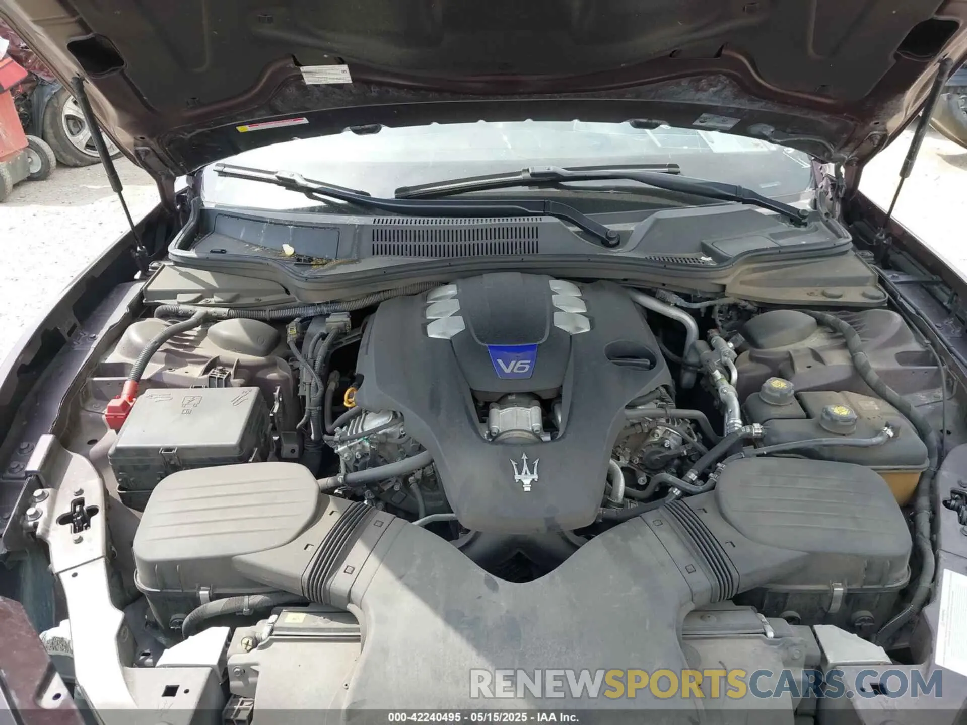 10 Фотография поврежденного автомобиля ZAM57YSL8K1312731 MASERATI GHIBLI 2019