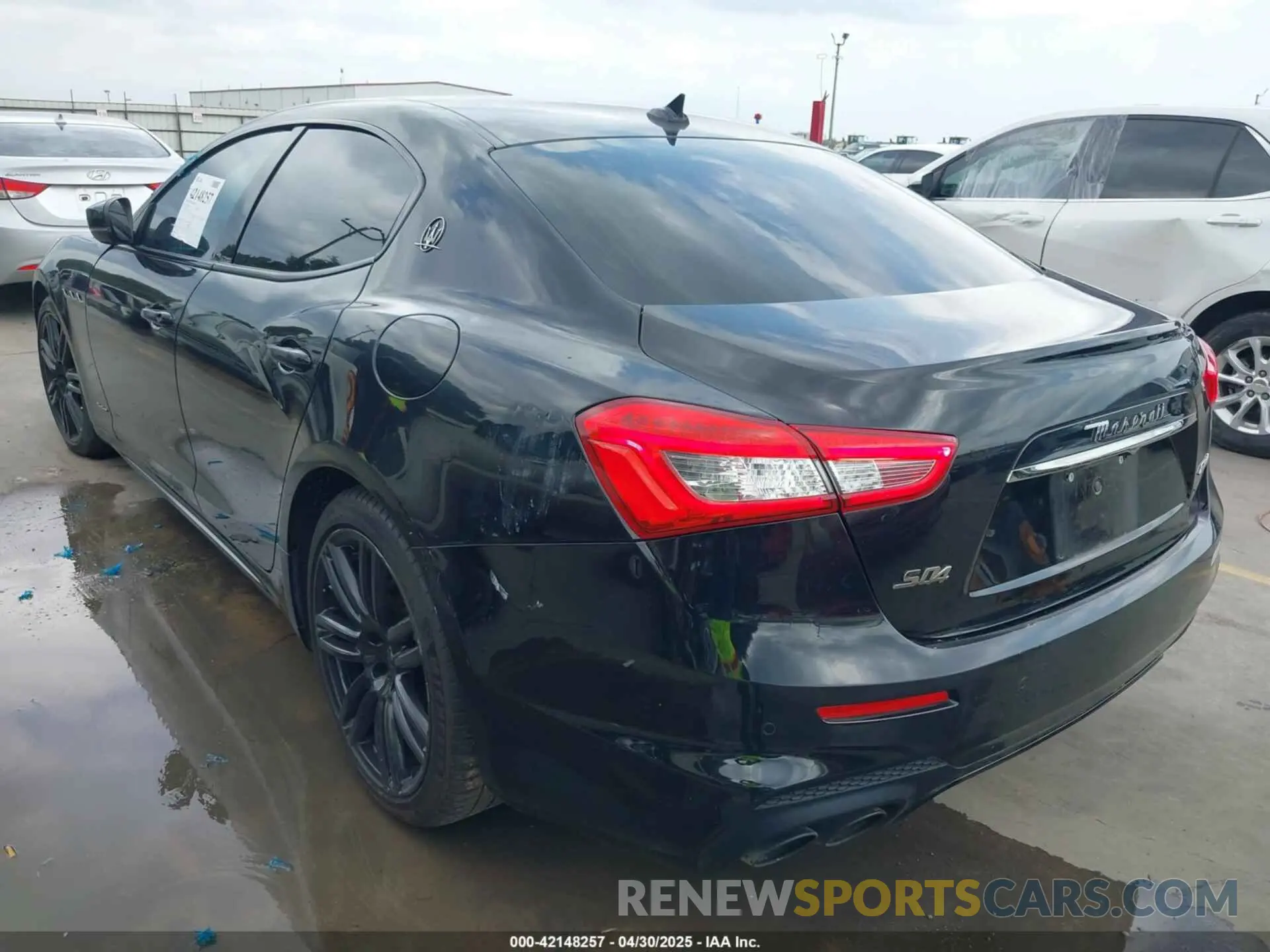 3 Photograph of a damaged car ZAM57YTS5K1313261 MASERATI GHIBLI 2019