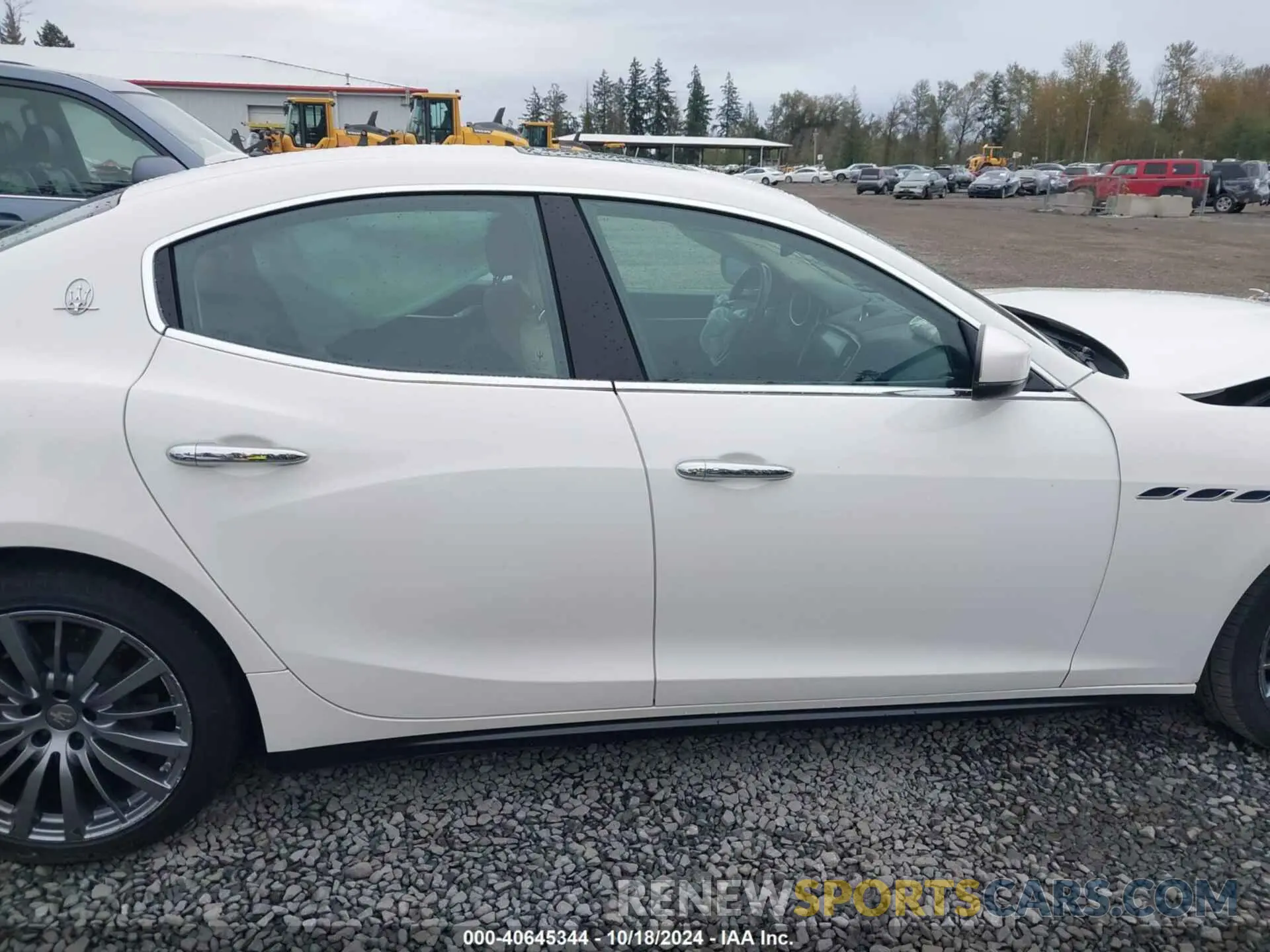 13 Фотография поврежденного автомобиля ZAM57XSA4L1344425 MASERATI GHIBLI 2020
