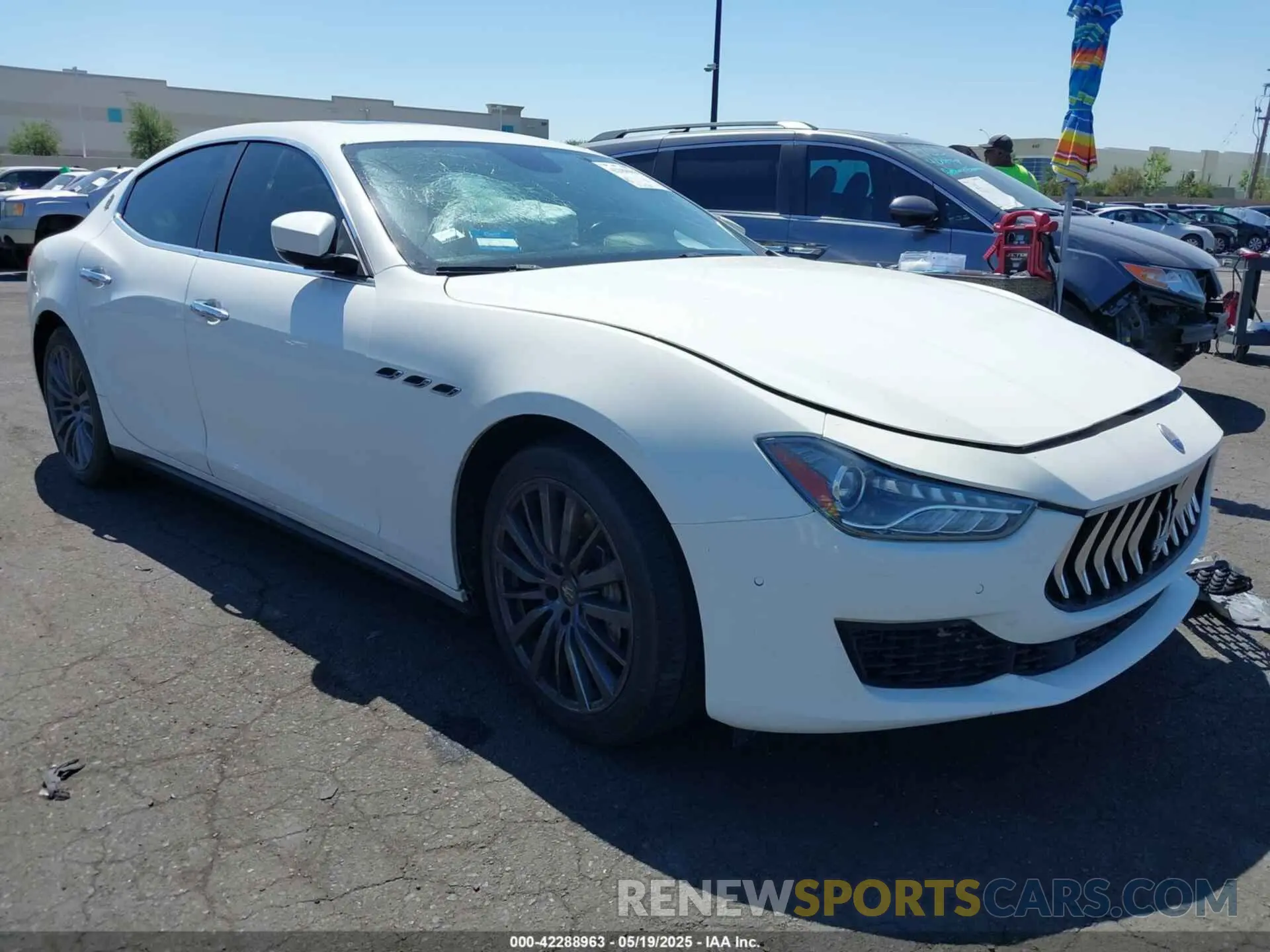 1 Photograph of a damaged car ZAM57XSA7L1344404 MASERATI GHIBLI 2020