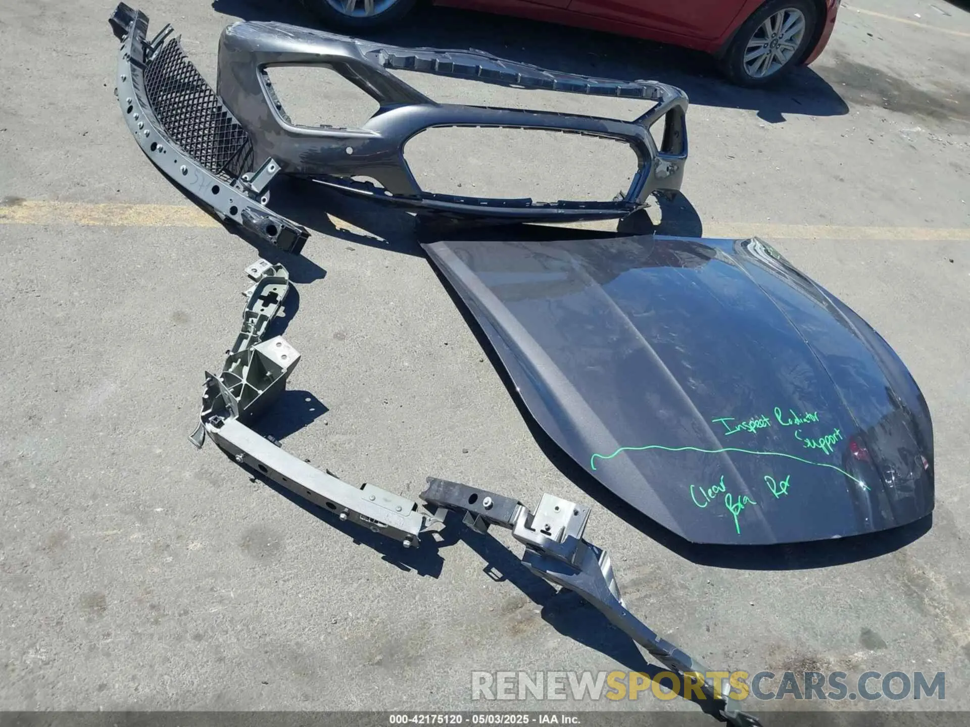 12 Photograph of a damaged car ZAM57YSS8L1353160 MASERATI GHIBLI 2020
