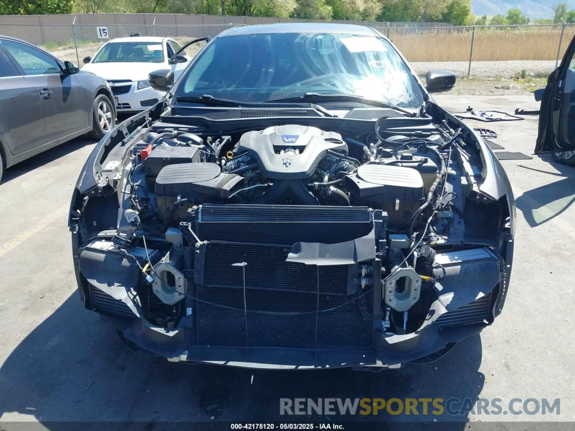 13 Photograph of a damaged car ZAM57YSS8L1353160 MASERATI GHIBLI 2020