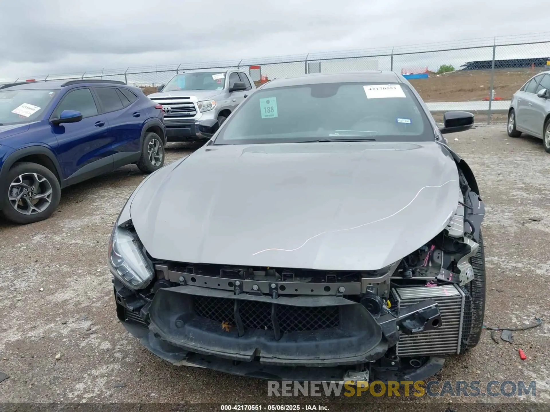 13 Photograph of a damaged car ZAM57YTA8M1368703 MASERATI GHIBLI 2021
