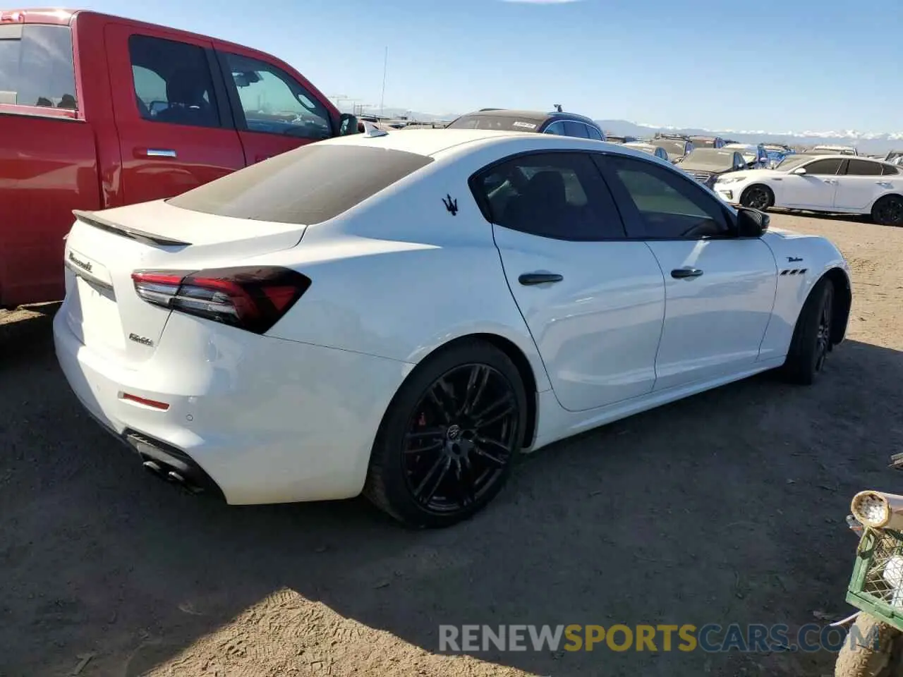 3 Фотография поврежденного автомобиля ZAM57YTM0NX399940 MASERATI GHIBLI MOD 2022