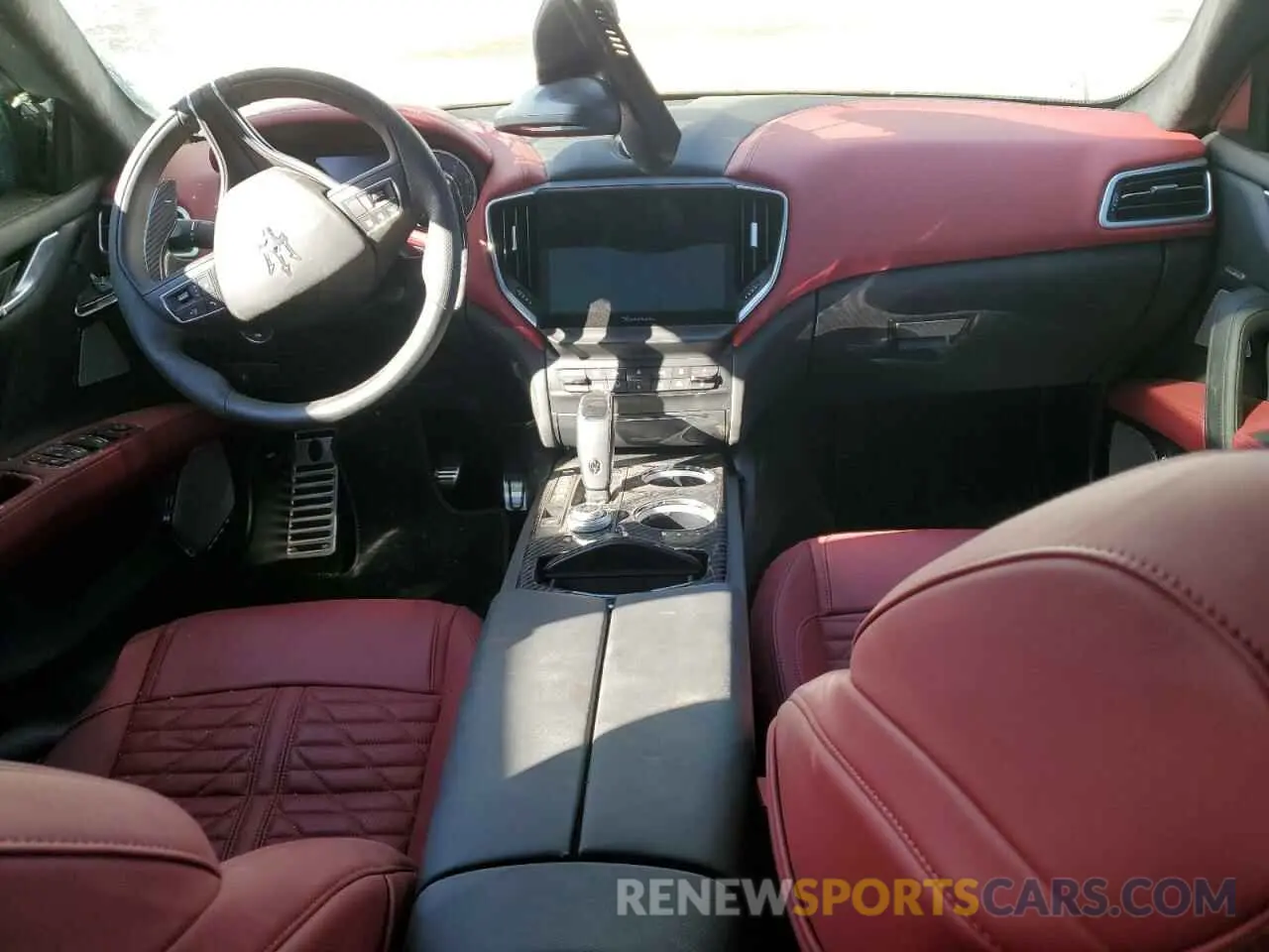 8 Фотография поврежденного автомобиля ZAM57YTM0NX399940 MASERATI GHIBLI MOD 2022