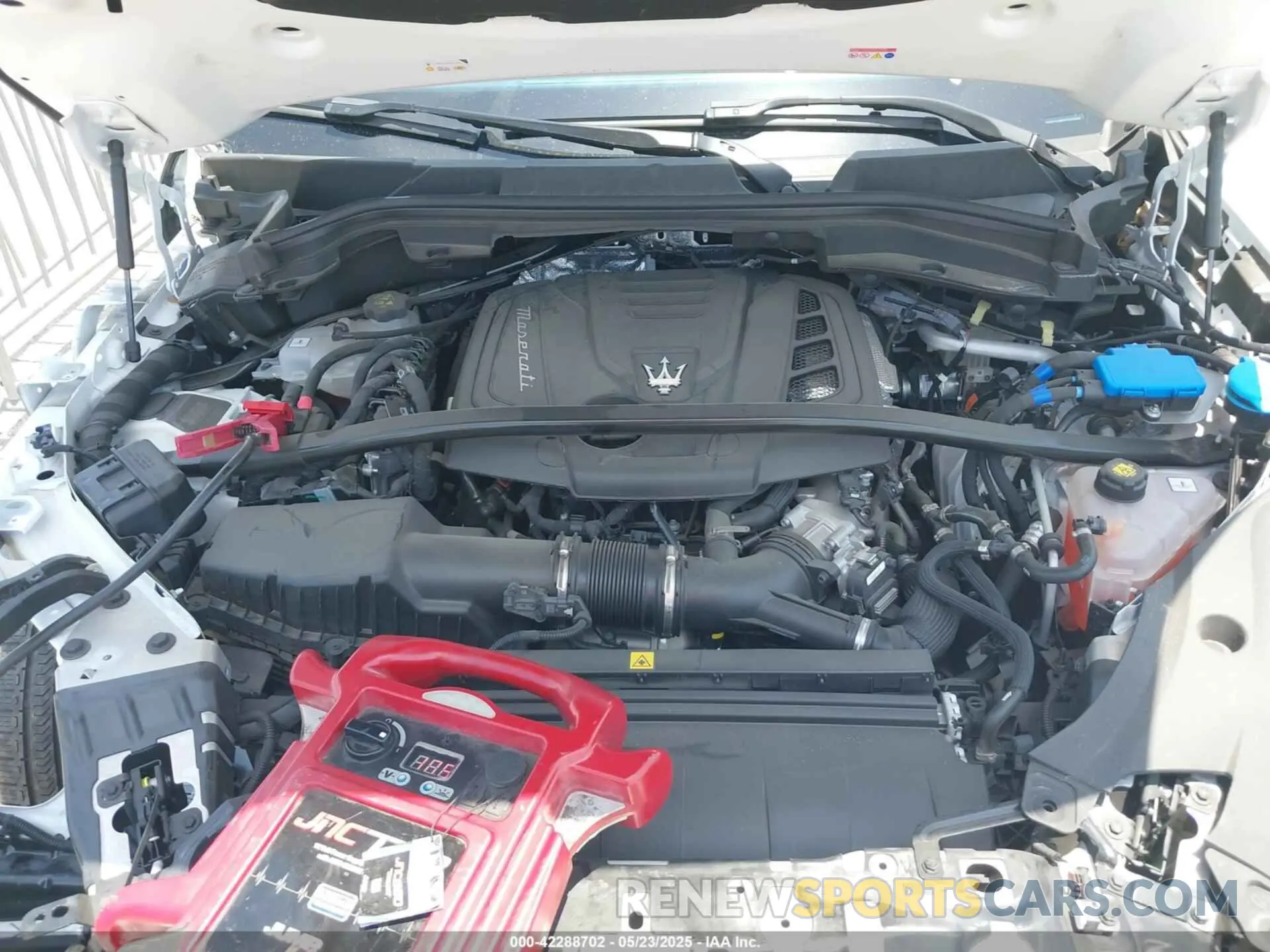 10 Фотография поврежденного автомобиля ZN682AVM0P7433929 MASERATI GRECALE 2023