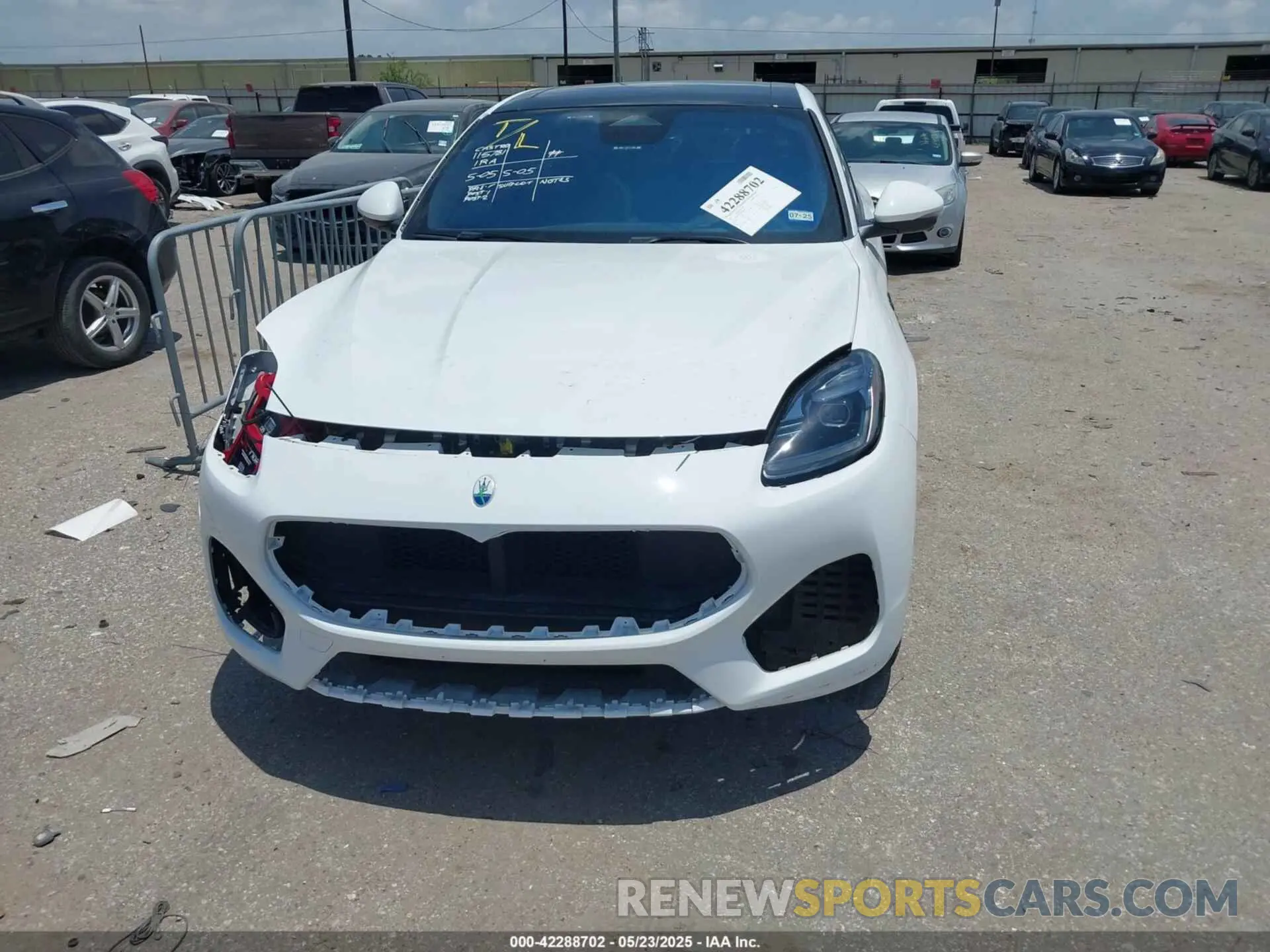 13 Фотография поврежденного автомобиля ZN682AVM0P7433929 MASERATI GRECALE 2023