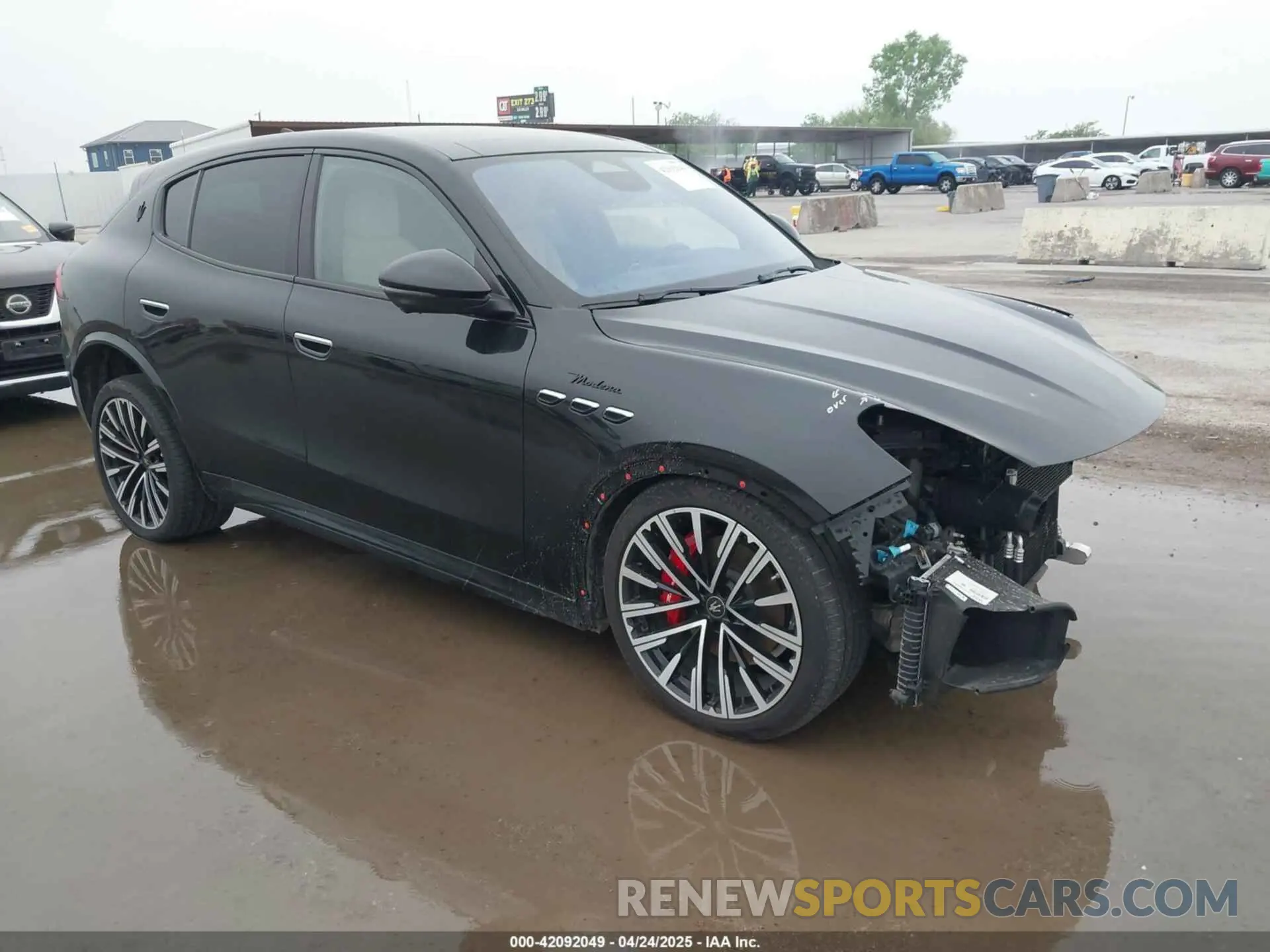 1 Photograph of a damaged car ZN682AVM6P7413121 MASERATI GRECALE 2023
