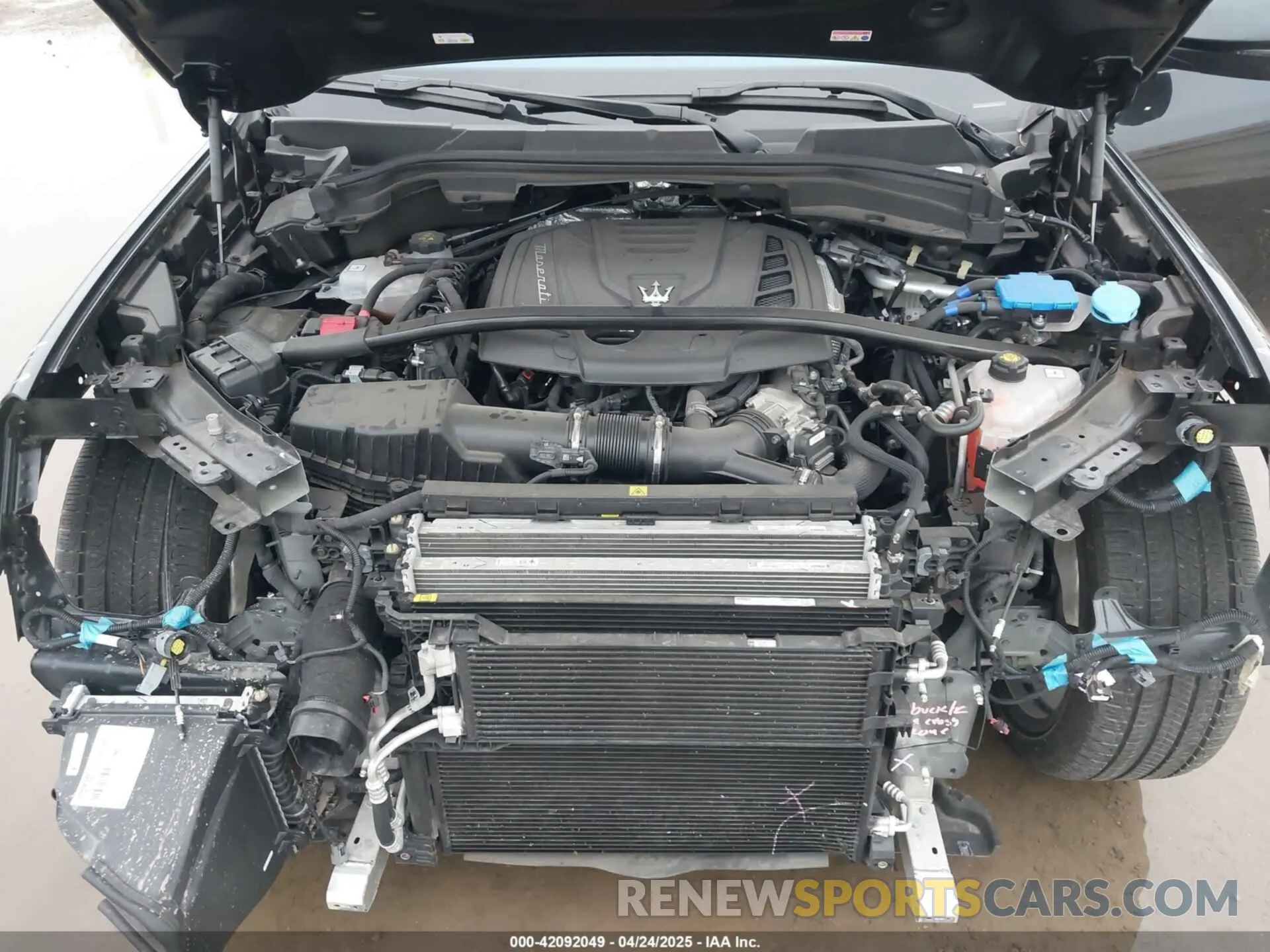 10 Photograph of a damaged car ZN682AVM6P7413121 MASERATI GRECALE 2023