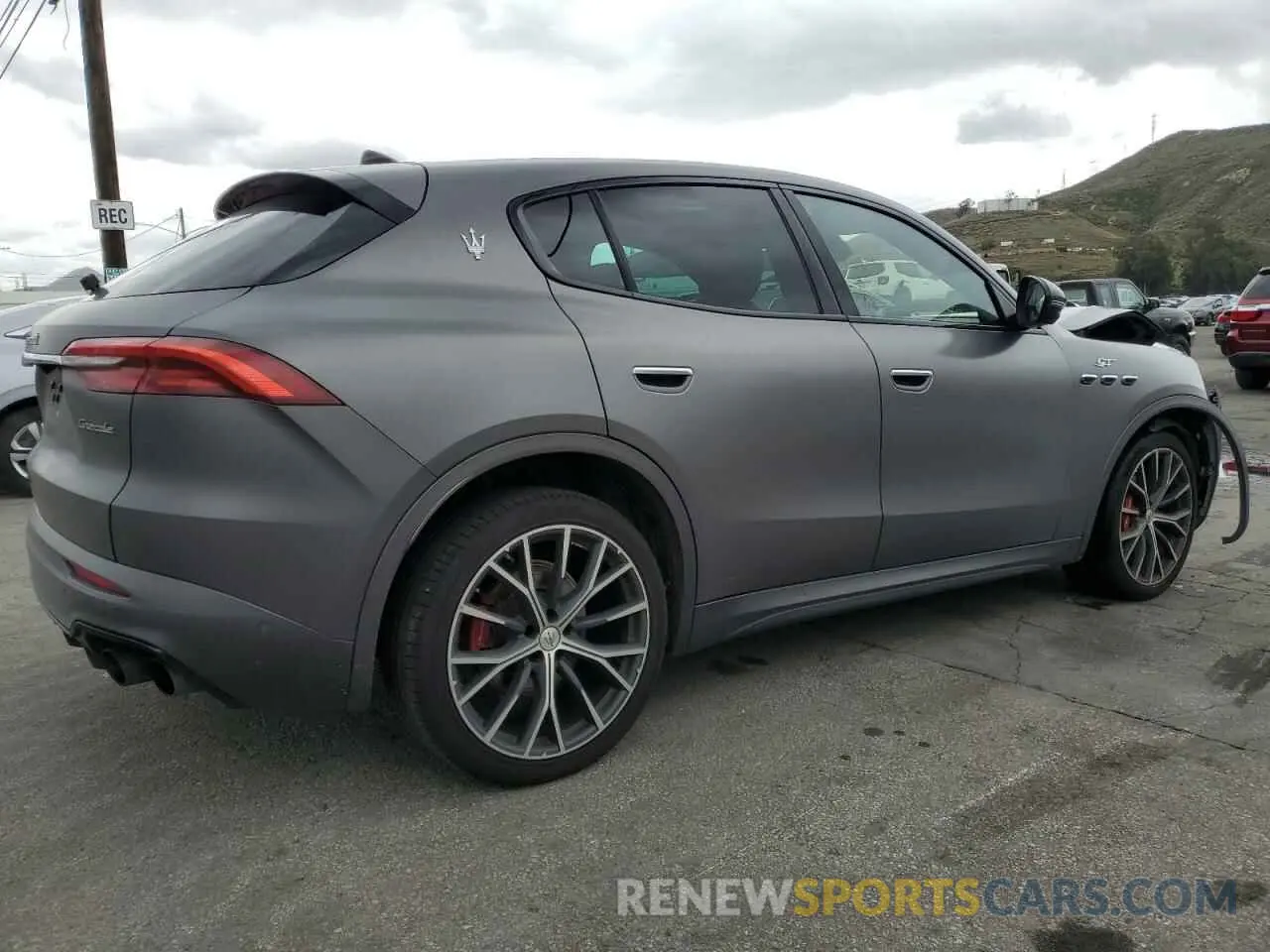 3 Photograph of a damaged car ZN682AVA4P7415889 MASERATI GRECALE GT 2023