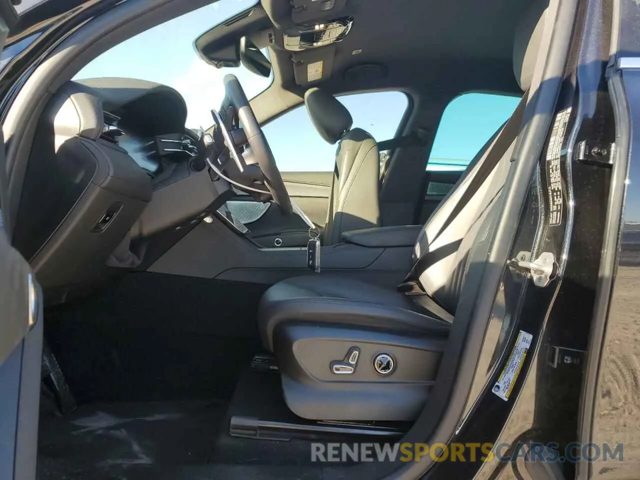 7 Photograph of a damaged car ZN682AVA4P7438749 MASERATI GRECALE GT 2023