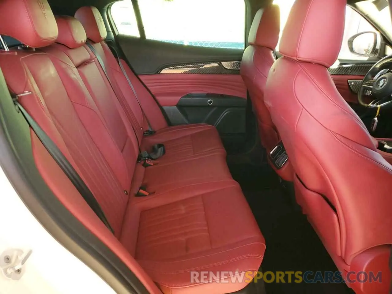 11 Фотография поврежденного автомобиля ZN682AVM7P7427366 MASERATI GRECALE MO 2023