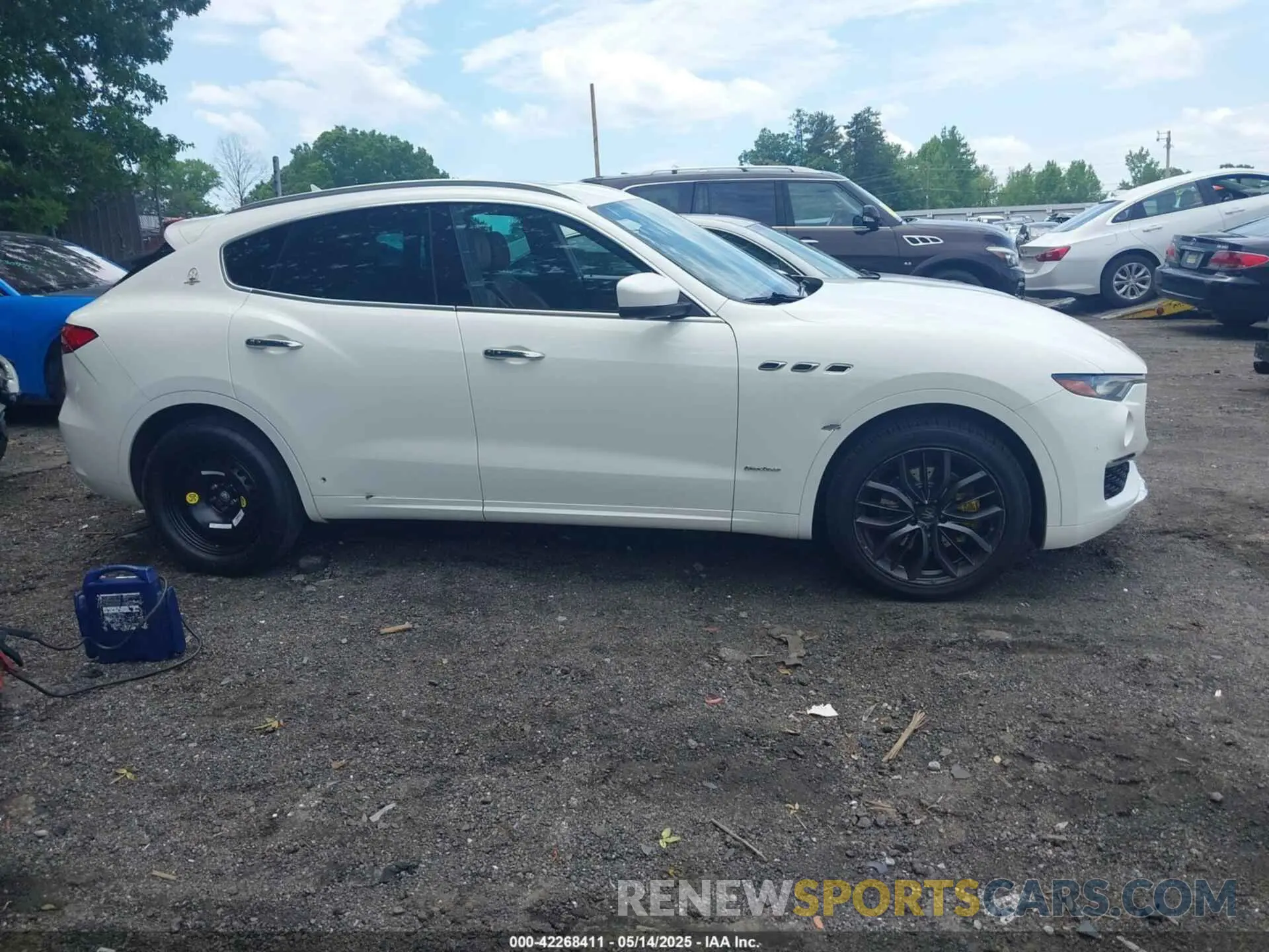 13 Фотография поврежденного автомобиля ZN661XUL5KX309301 MASERATI LEVANTE 2019