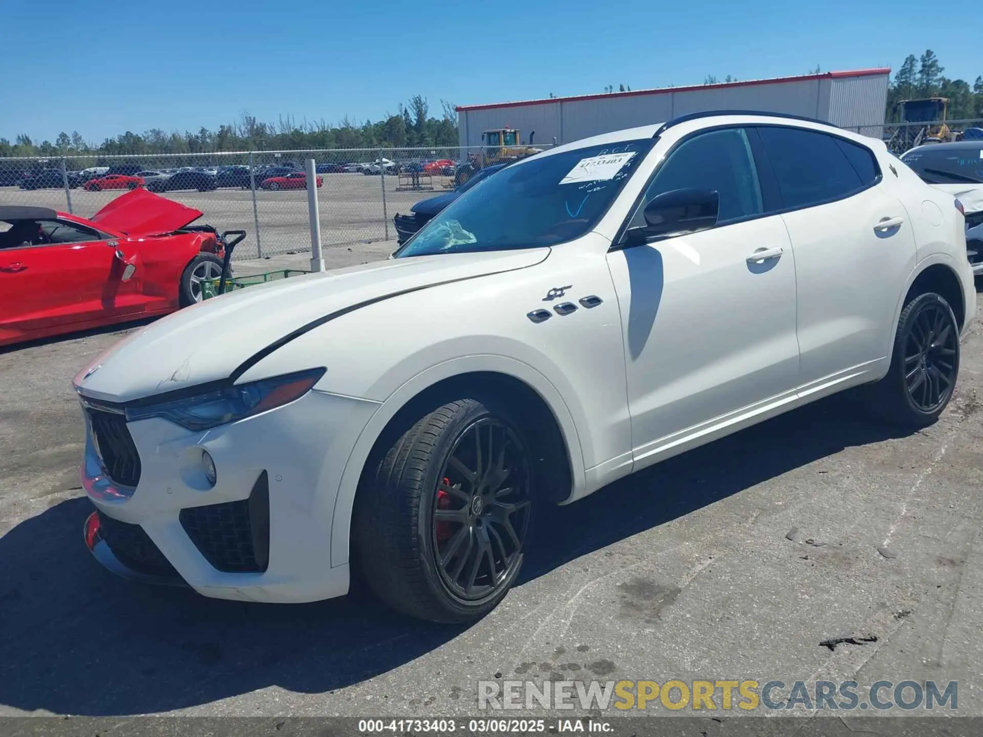 2 Фотография поврежденного автомобиля ZN661XUA9NX400266 MASERATI LEVANTE 2022