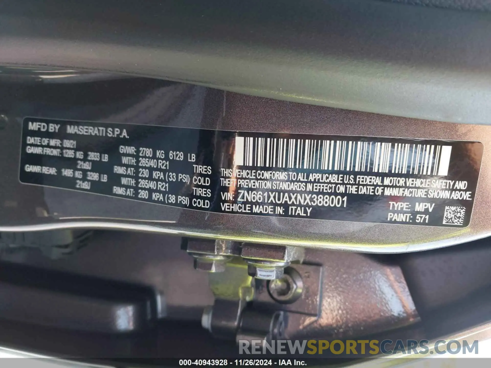 9 Photograph of a damaged car ZN661XUAXNX388001 MASERATI LEVANTE 2022