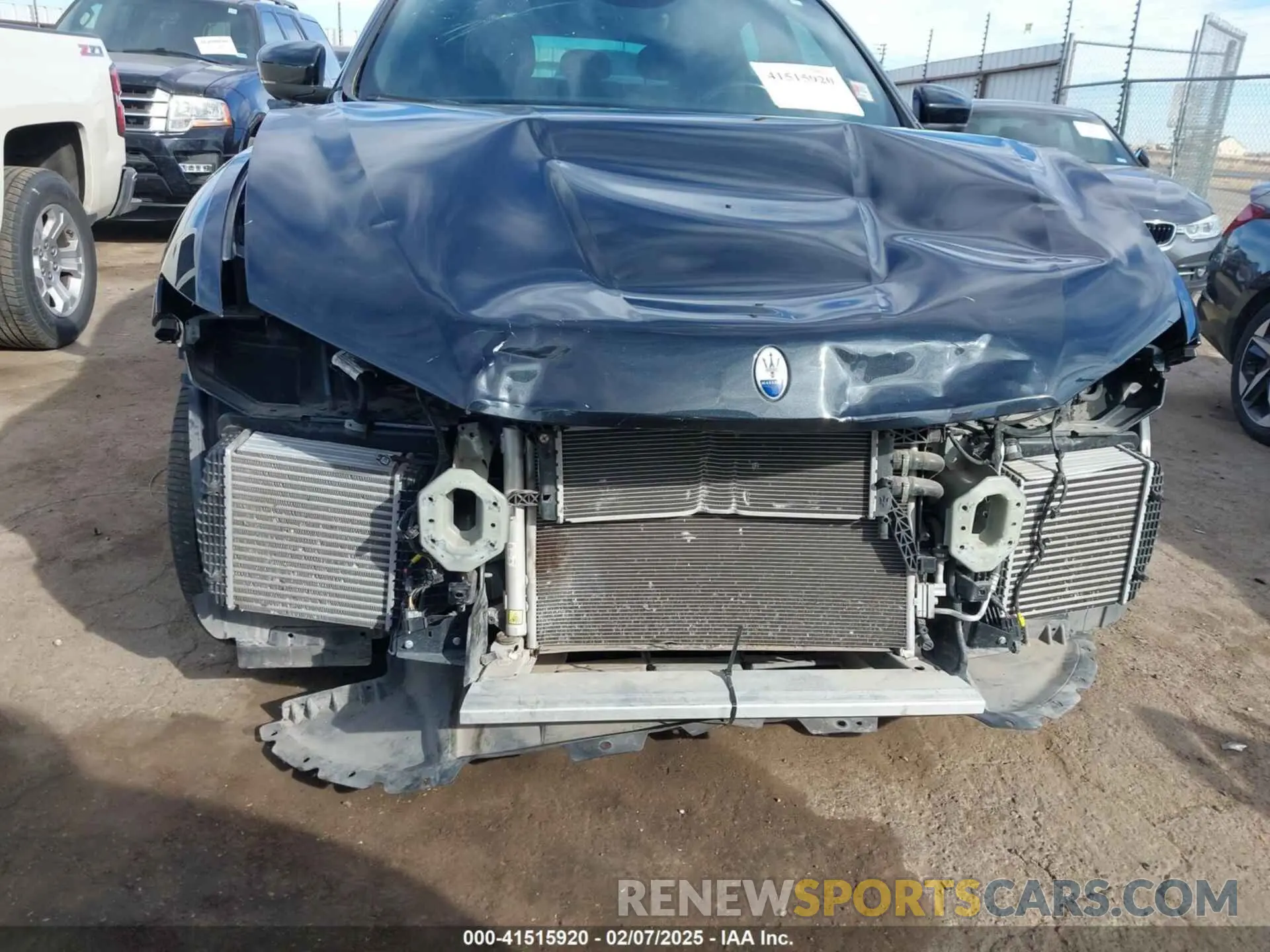 6 Photograph of a damaged car ZN661XUAXNX400339 MASERATI LEVANTE 2022