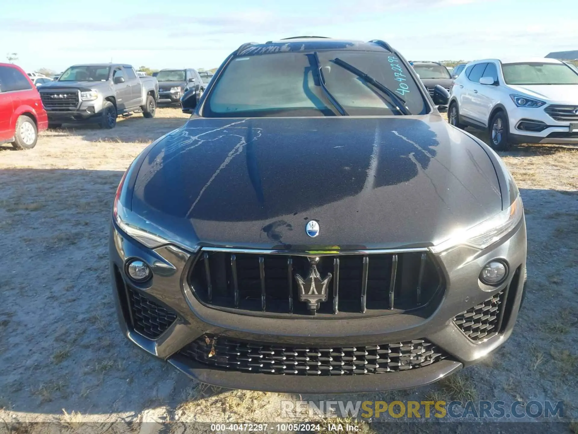 12 Фотография поврежденного автомобиля ZN661YUM3NX393444 MASERATI LEVANTE 2022