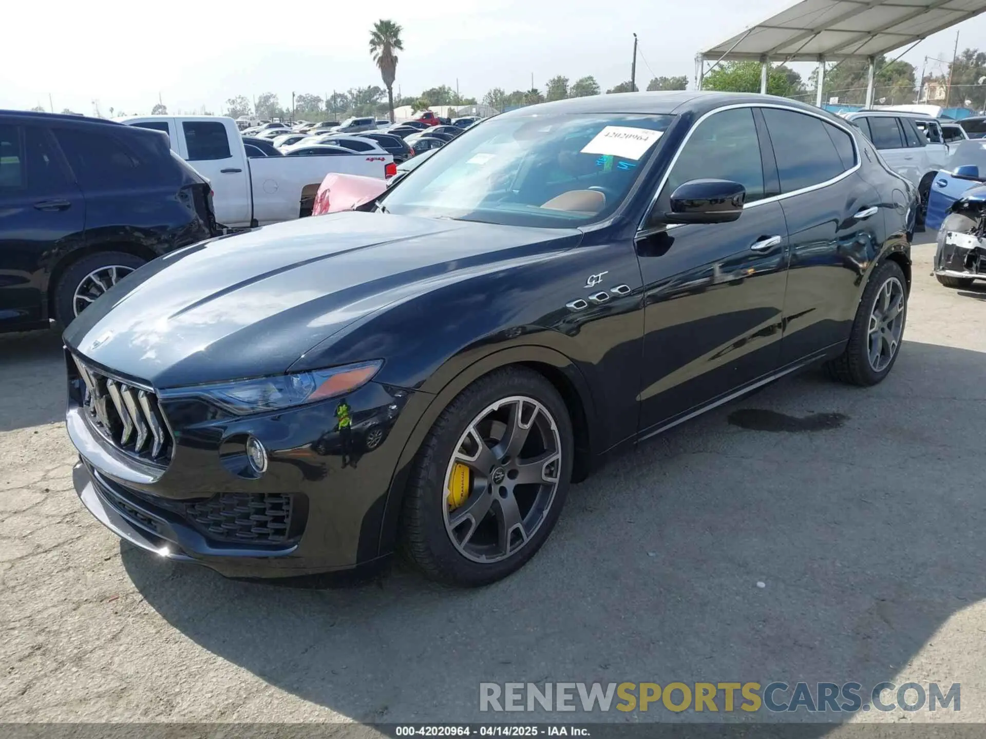2 Photograph of a damaged car ZN661XUA0PX439248 MASERATI LEVANTE 2023