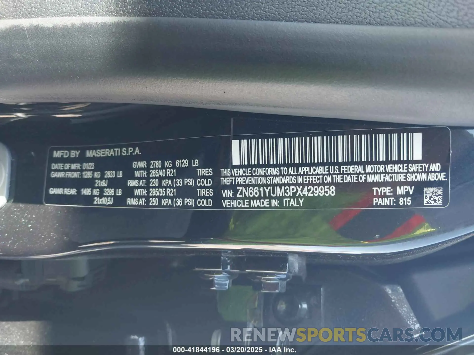 9 Photograph of a damaged car ZN661YUM3PX429958 MASERATI LEVANTE 2023