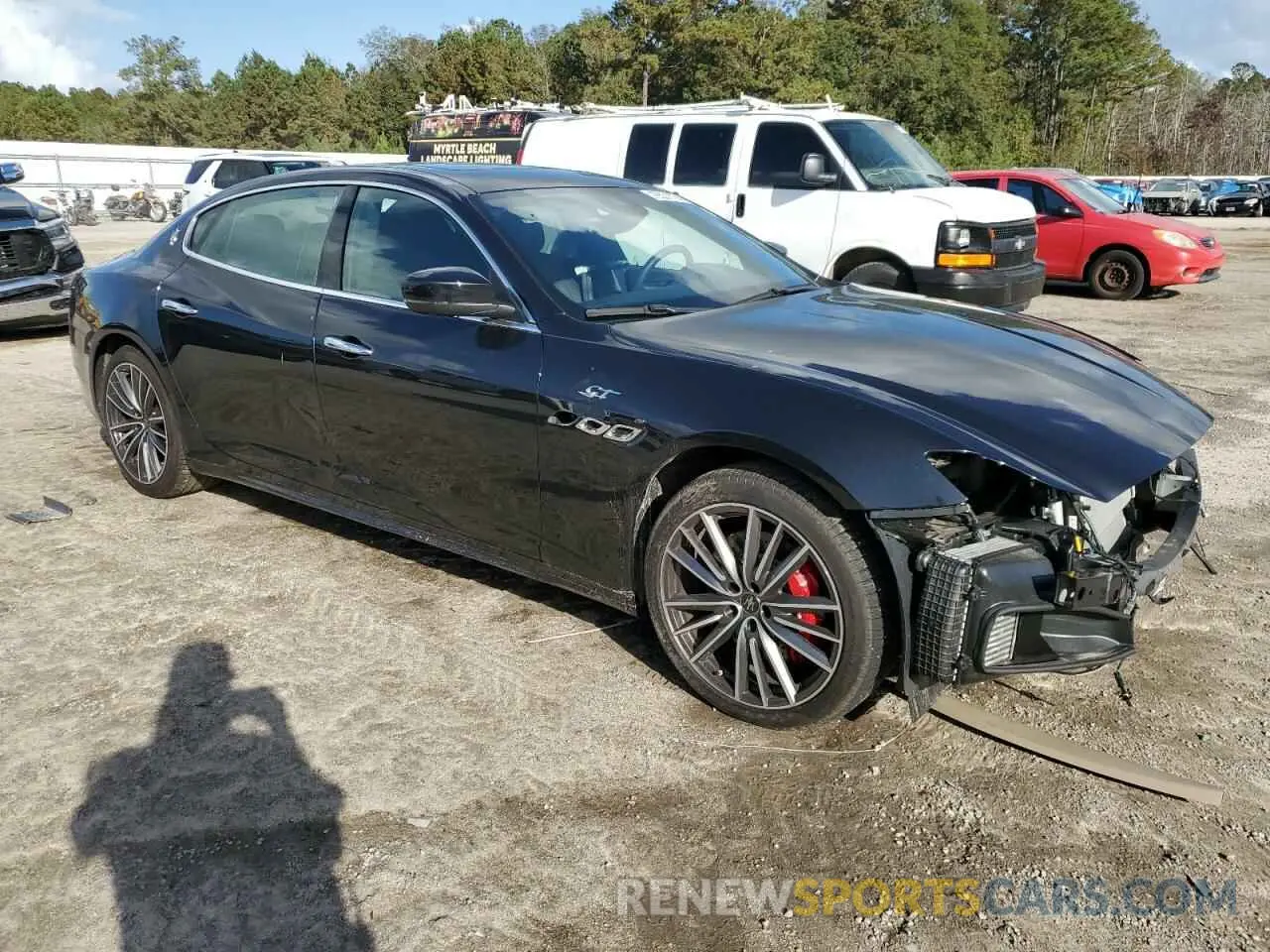 4 Photograph of a damaged car ZAM56XPA1NX407024 MASERATI QUATTROPOR 2022