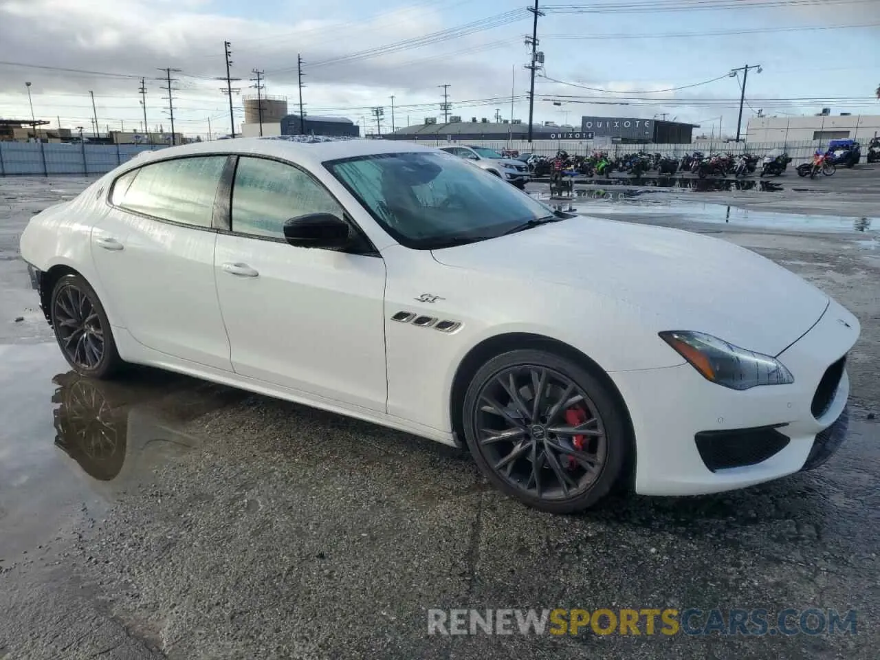 4 Photograph of a damaged car ZAM56XPA9N1386149 MASERATI QUATTROPOR 2022