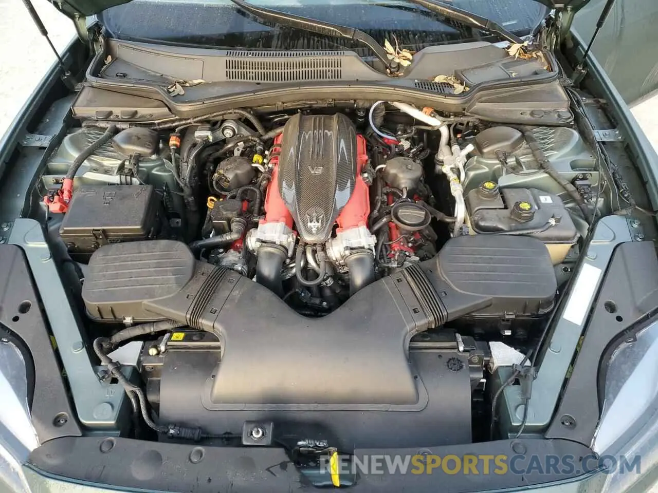 11 Фотография поврежденного автомобиля ZAM56ZPT4N1382393 MASERATI QUATTROPOR 2022
