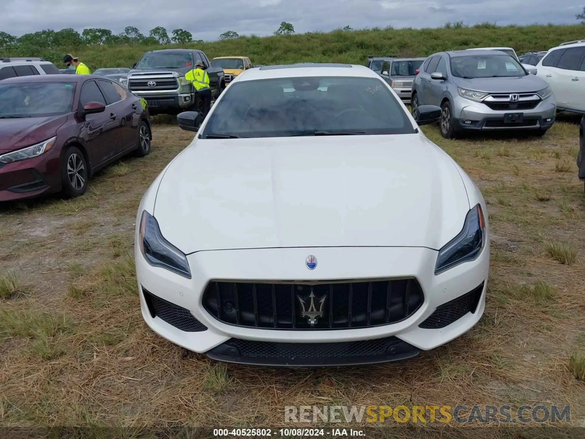 12 Photograph of a damaged car ZAM56YPS8M1362972 MASERATI QUATTROPORTE 2021