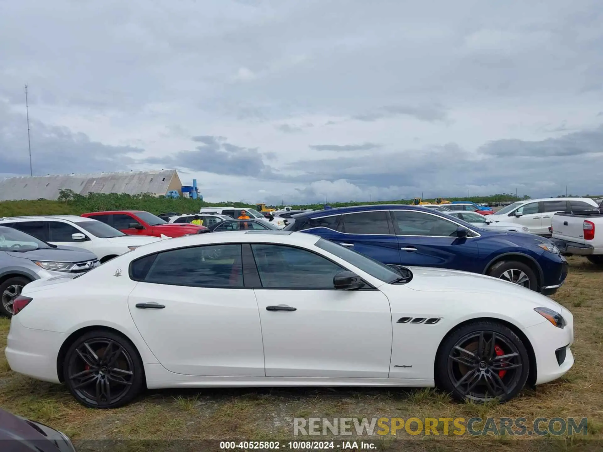 13 Photograph of a damaged car ZAM56YPS8M1362972 MASERATI QUATTROPORTE 2021
