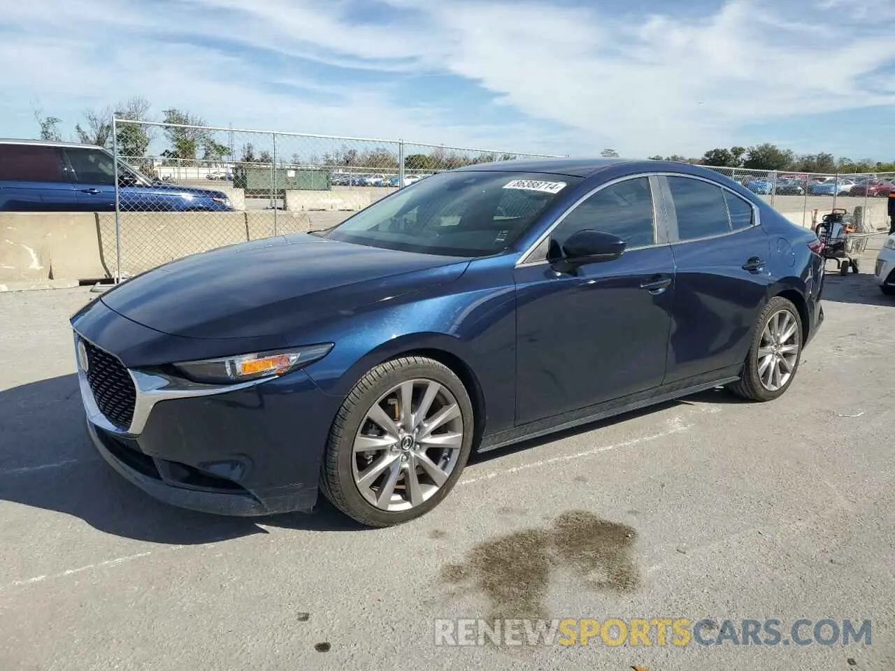 1 Фотография поврежденного автомобиля 3MZBPAAL3KM111142 MAZDA 3 2019
